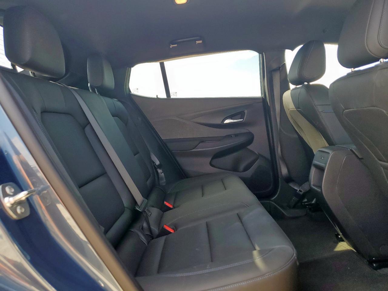 2025 Buick Envista Sport Touring Blue vin: KL47LBEP1SB047448
