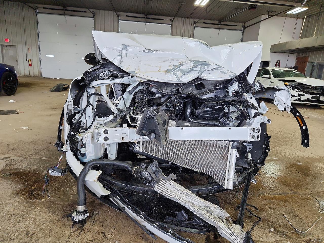 2025 Buick Envista Sport Touring White vin: KL47LBEP2SB079891