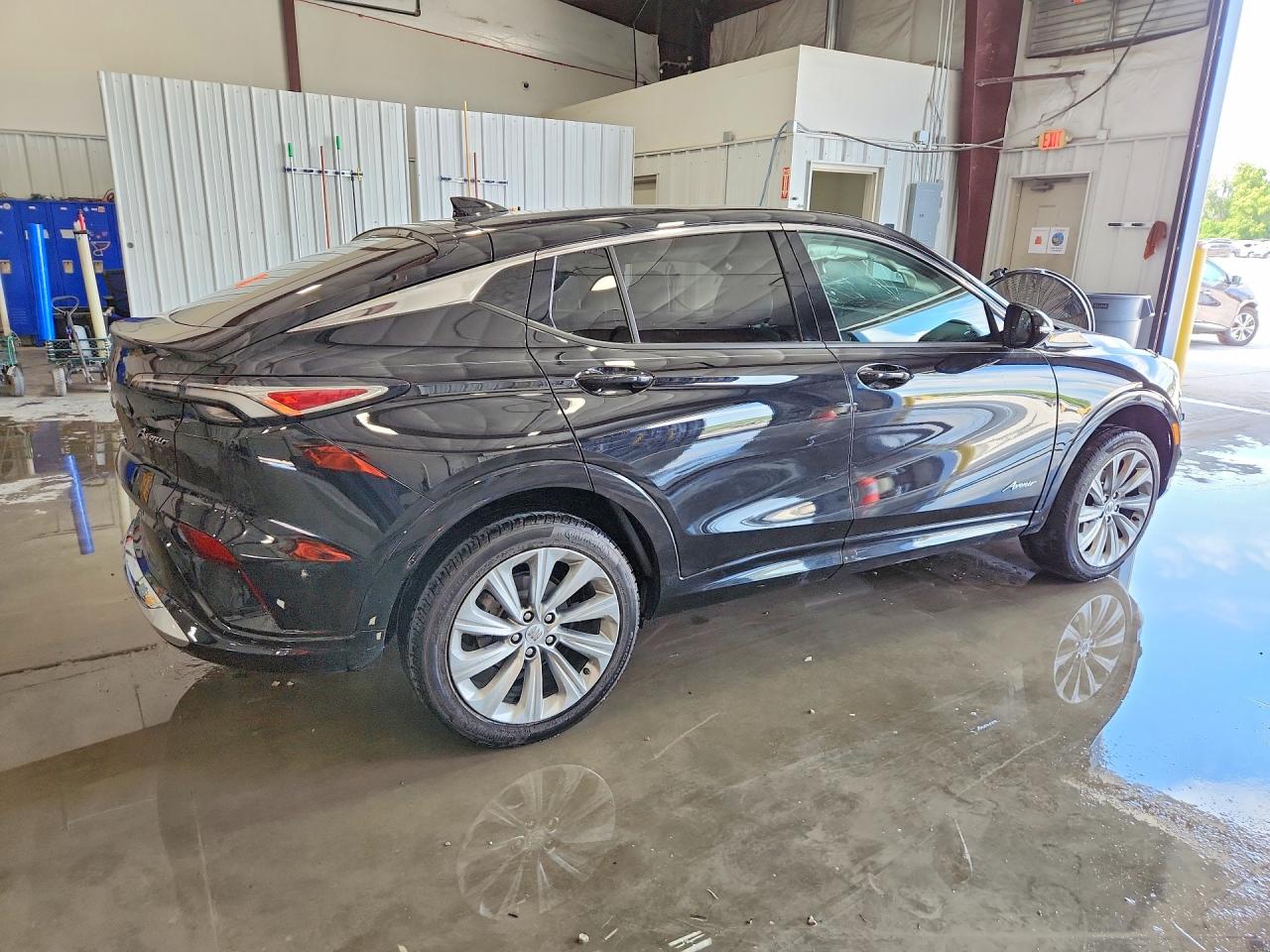 2024 Buick Envista Avenir Black vin: KL47LCE23RB203784