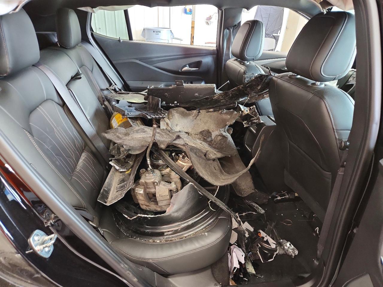 2024 Buick Envista Avenir Black vin: KL47LCE23RB203784