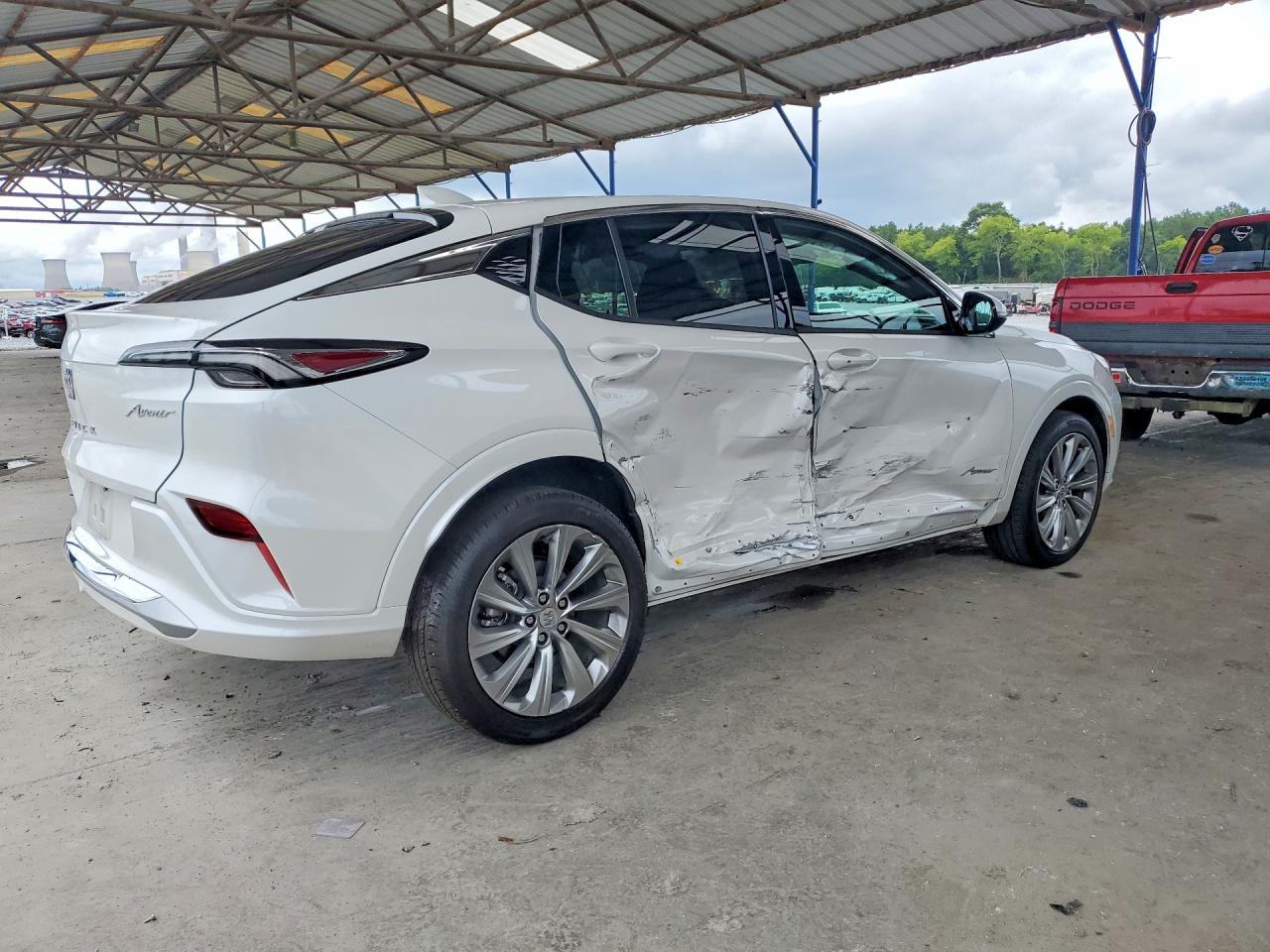 2024 Buick Envista Avenir White vin: KL47LCE28RB076417