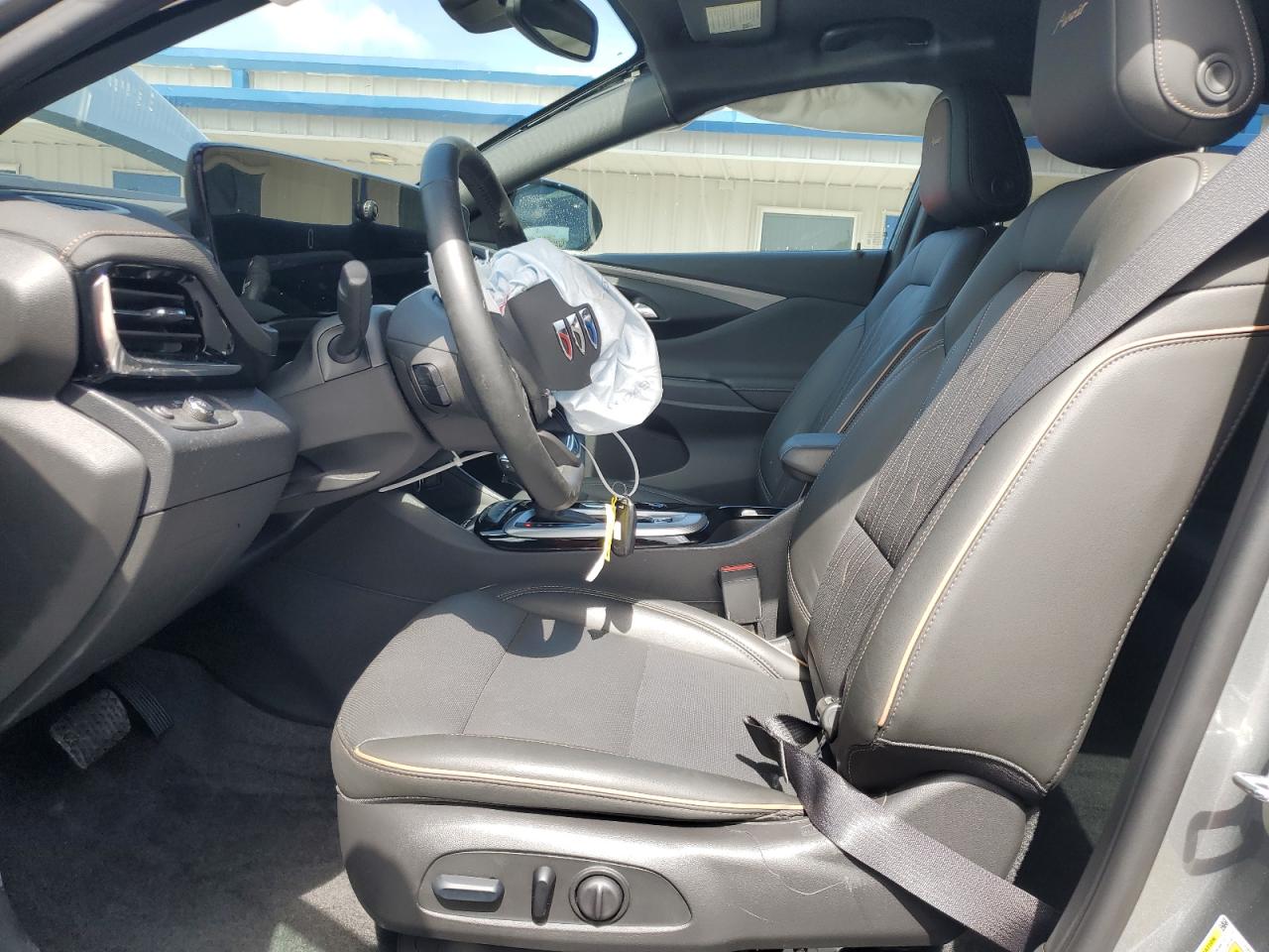 2025 Buick Envista Avenir Gray vin: KL47LCEP6SB066485