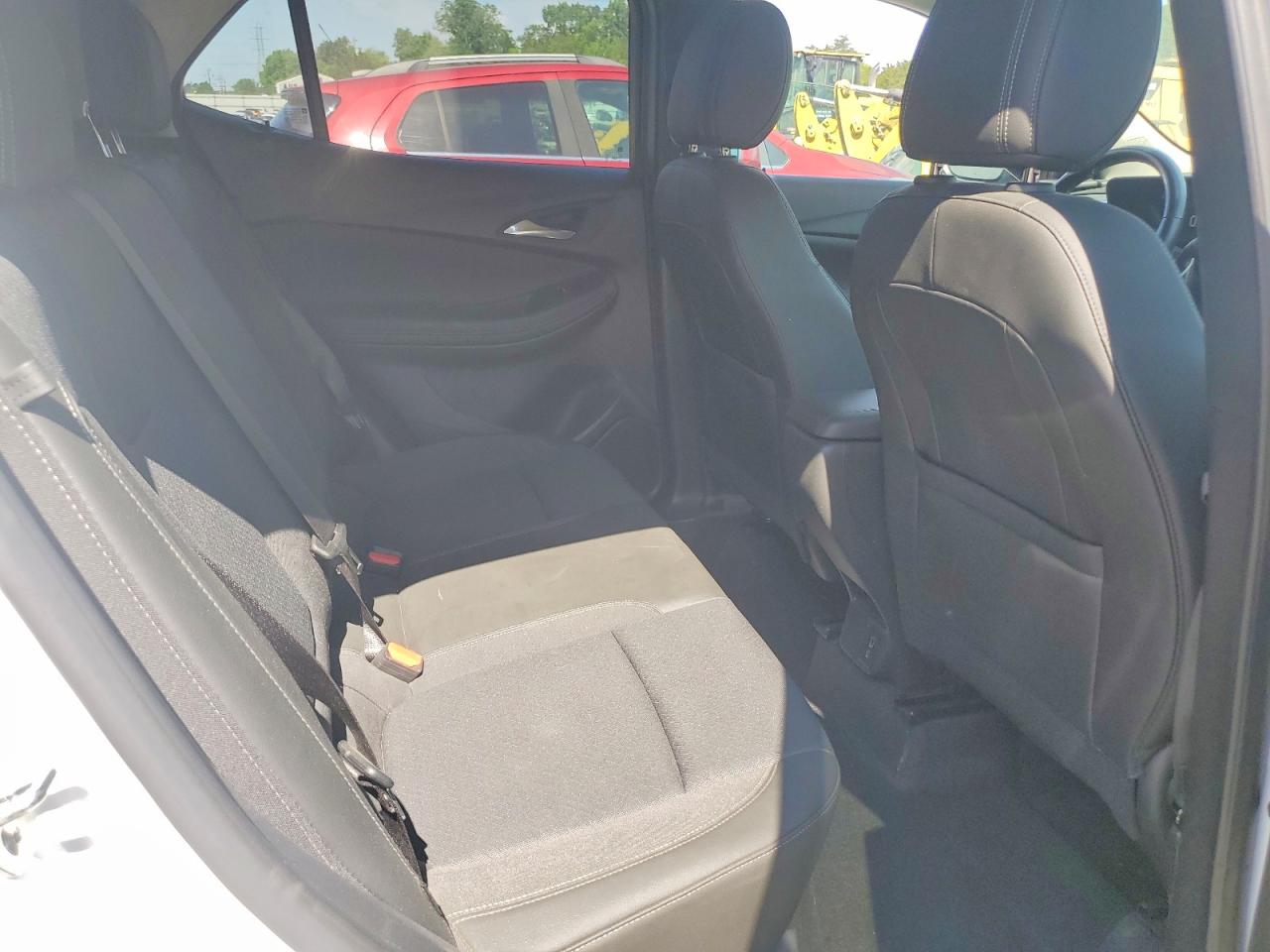 2024 Buick Encore Gx Preferred White vin: KL4AMBS23RB152000