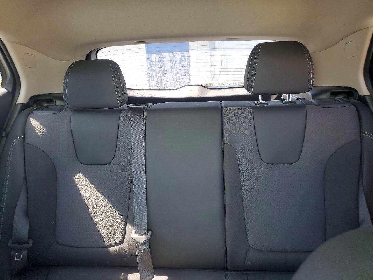 2024 Buick Encore Gx Preferred White vin: KL4AMBS23RB152000