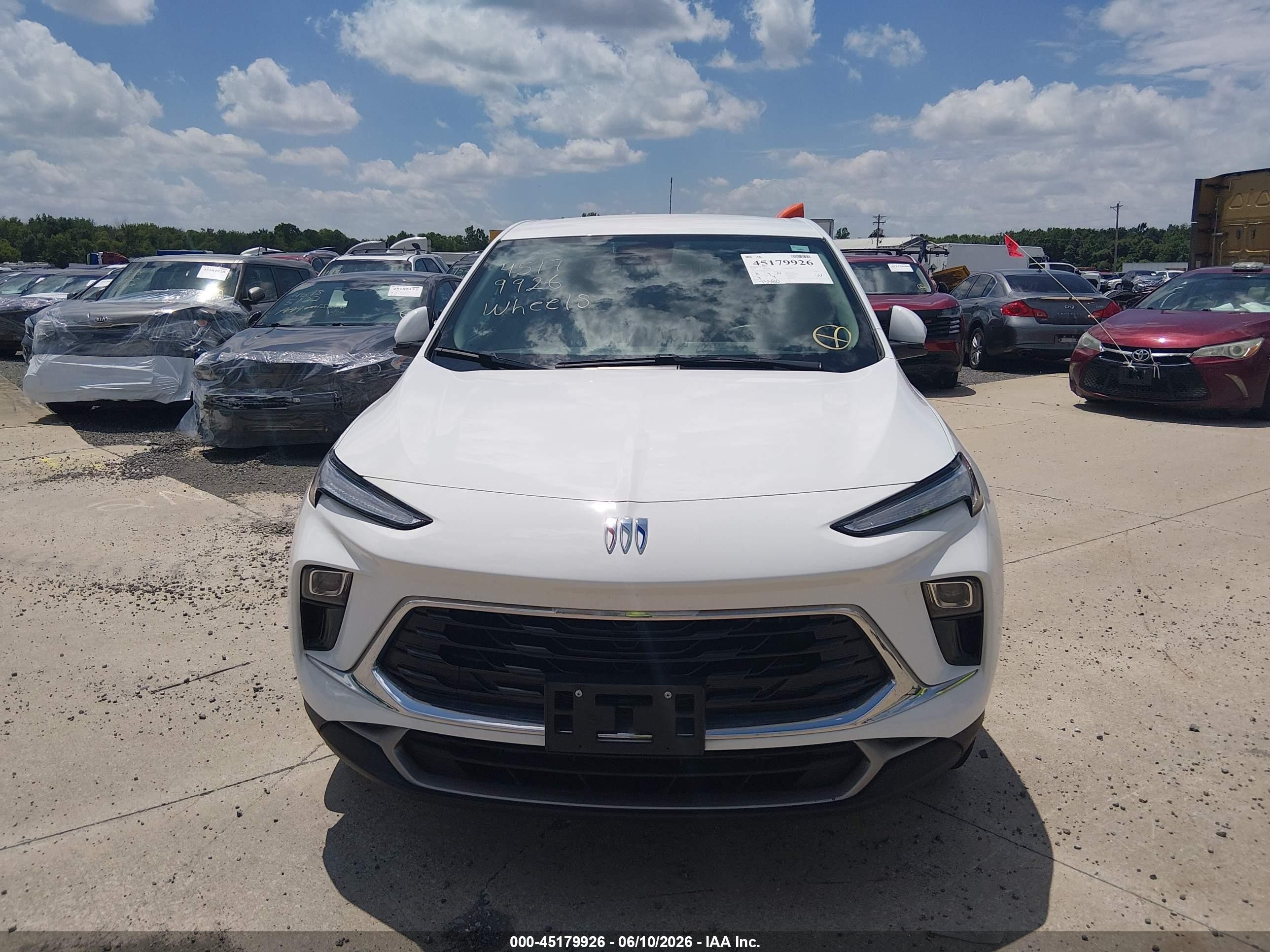 2024 Buick Encore Gx Preferred Fwd Белый vin: KL4AMBS23RB170951