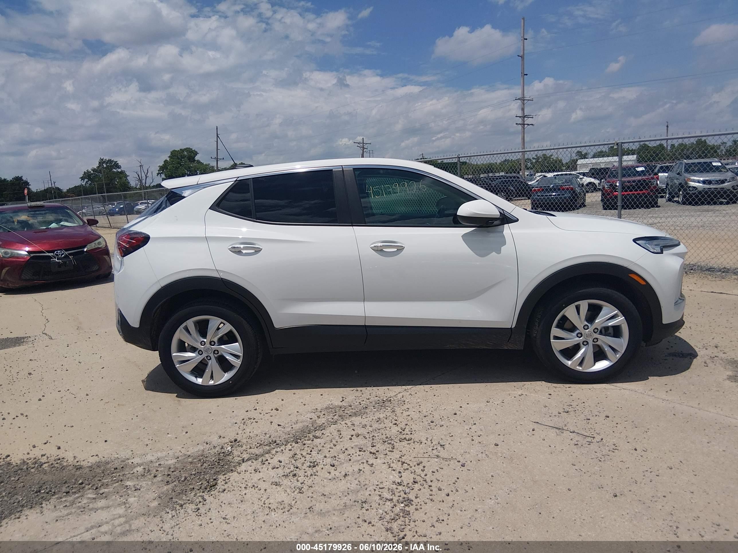 2024 Buick Encore Gx Preferred Fwd Белый vin: KL4AMBS23RB170951