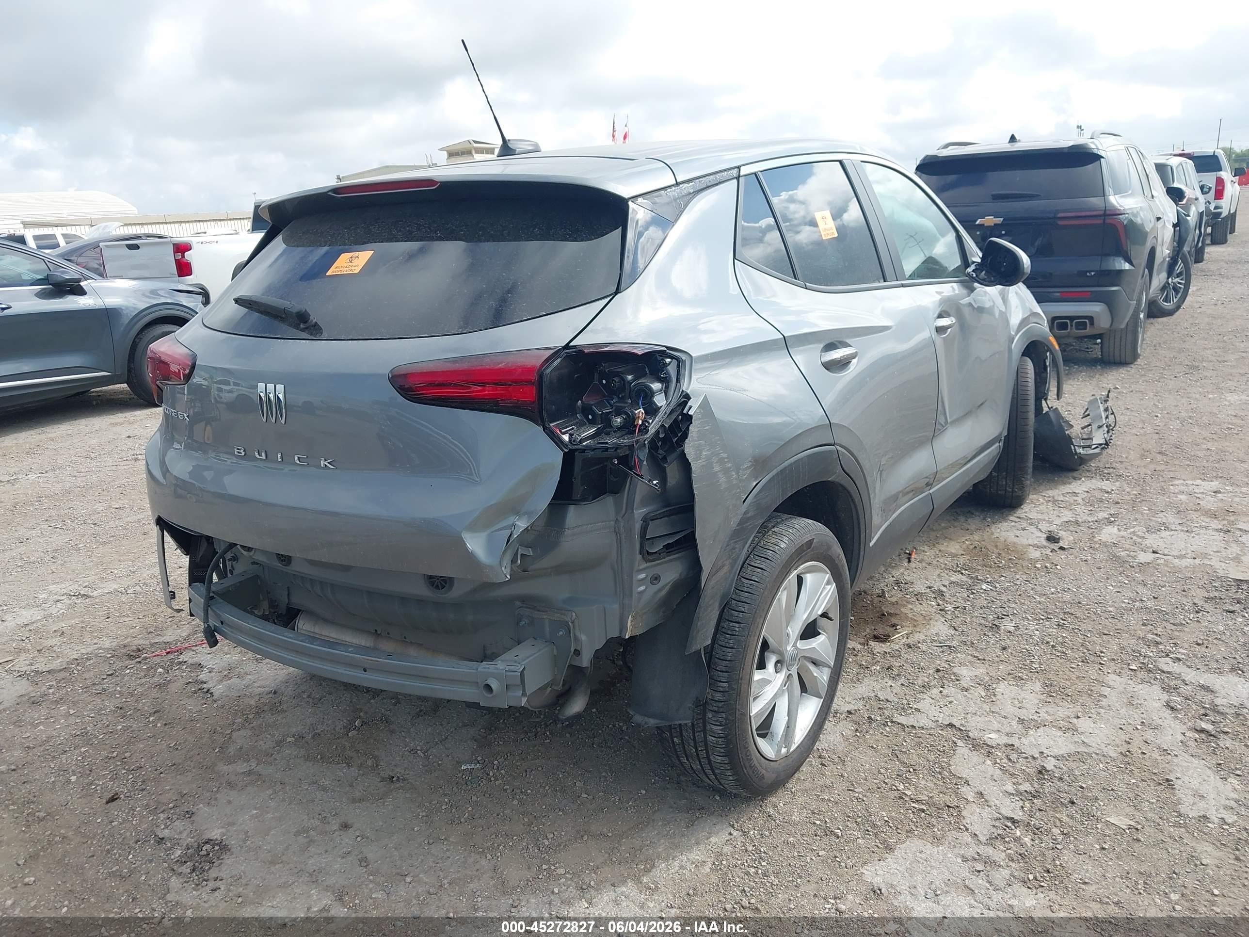 2024 Buick Encore Gx Preferred Fwd Silver vin: KL4AMBSL7RB027994