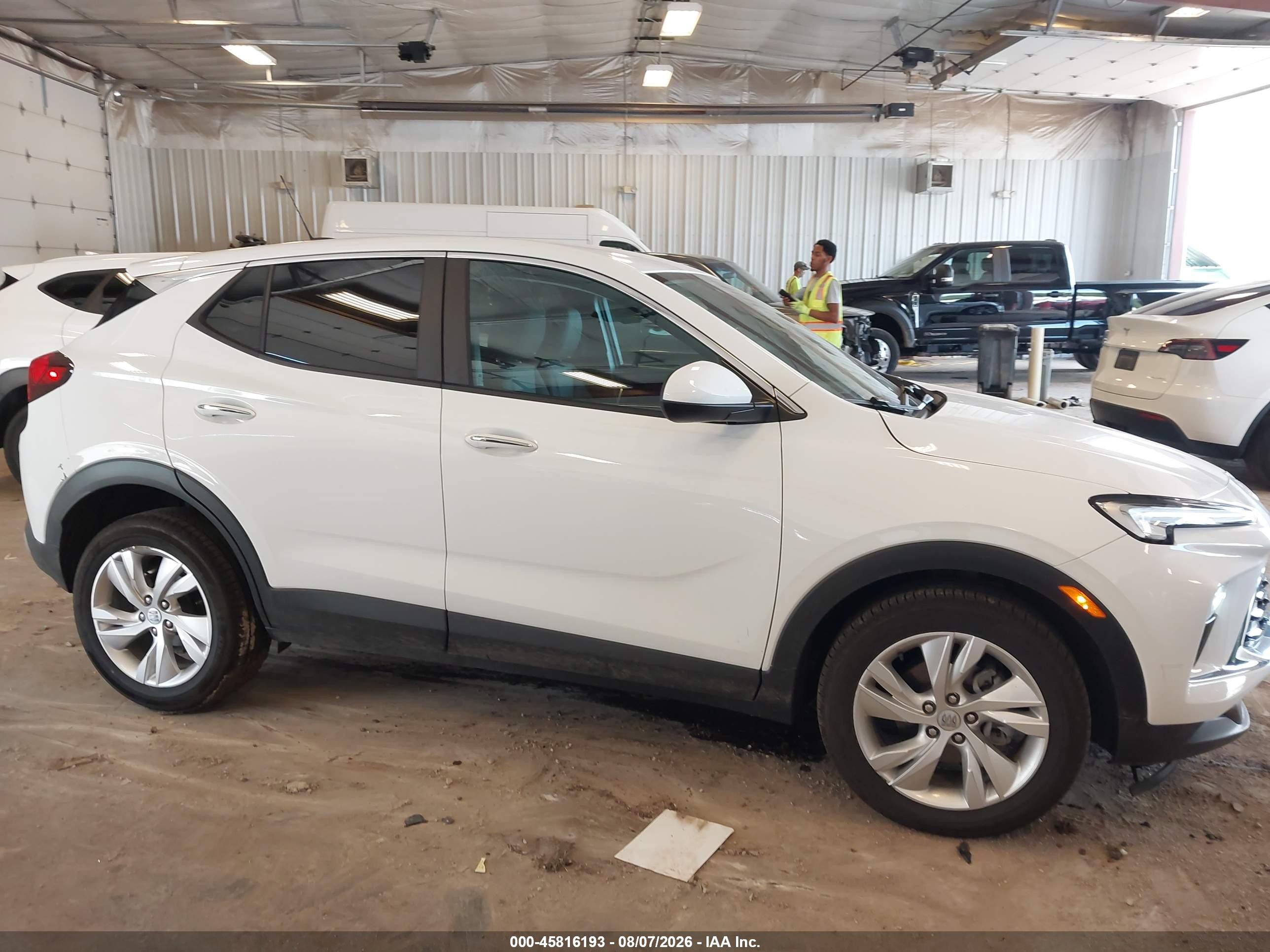 2024 Buick Encore Gx Preferred Fwd White vin: KL4AMBSLXRB123893