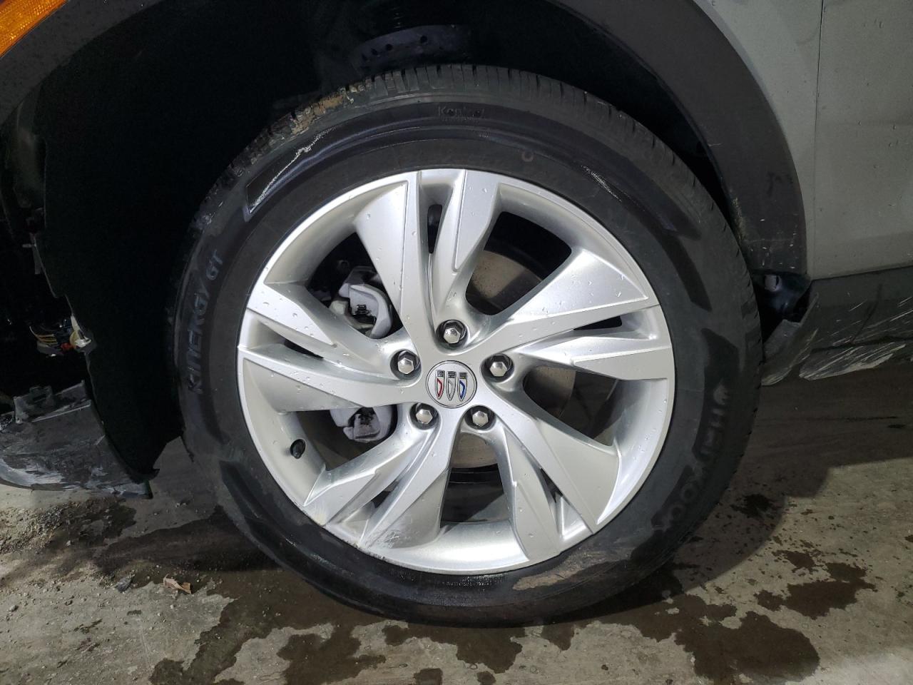 2025 Buick Encore Gx Preferred Silver vin: KL4AMBSLXSB194100 Damage: Left Front Wheel, Curb Rash, > 12 Inches
