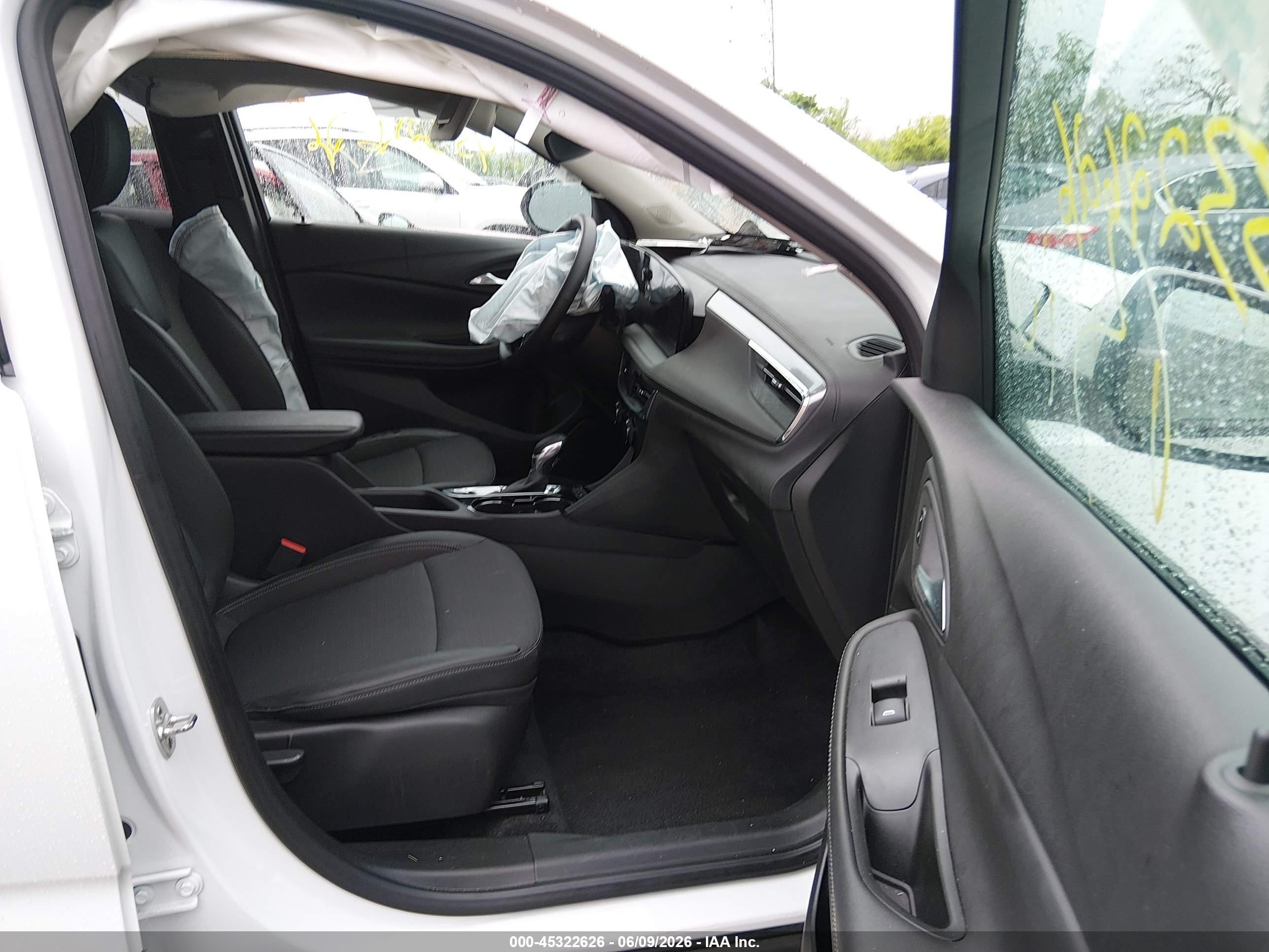 2025 Buick Encore Gx Preferred Awd White vin: KL4AMCSL0SB156882
