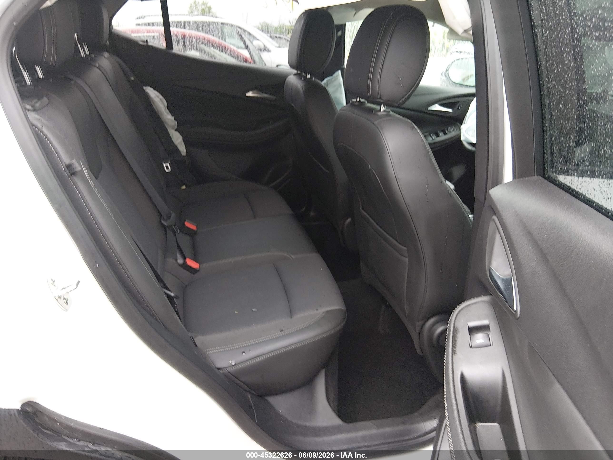 2025 Buick Encore Gx Preferred Awd White vin: KL4AMCSL0SB156882