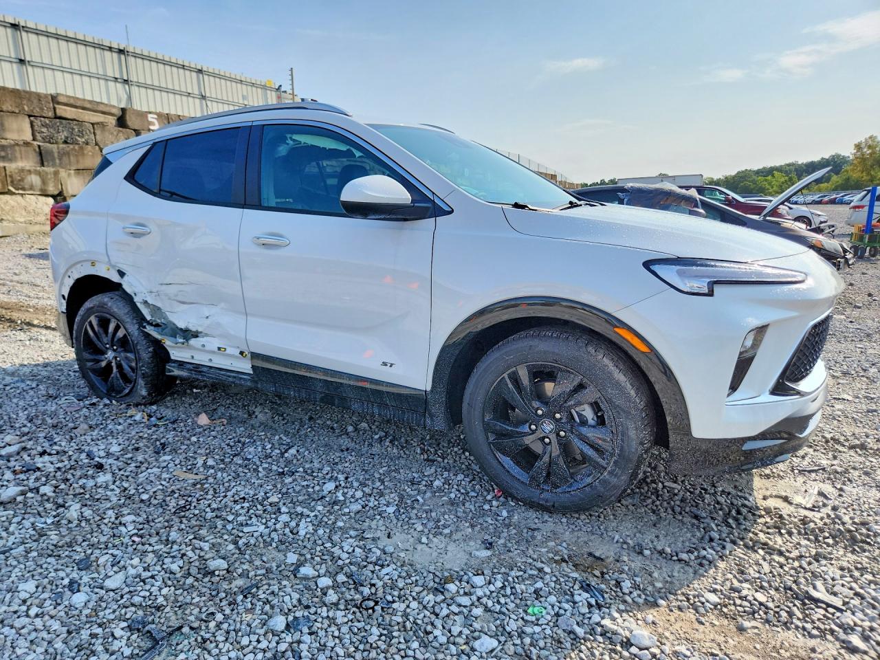 2026 Buick Encore Gx Sport Touring White vin: KL4AMDSL1TB045345