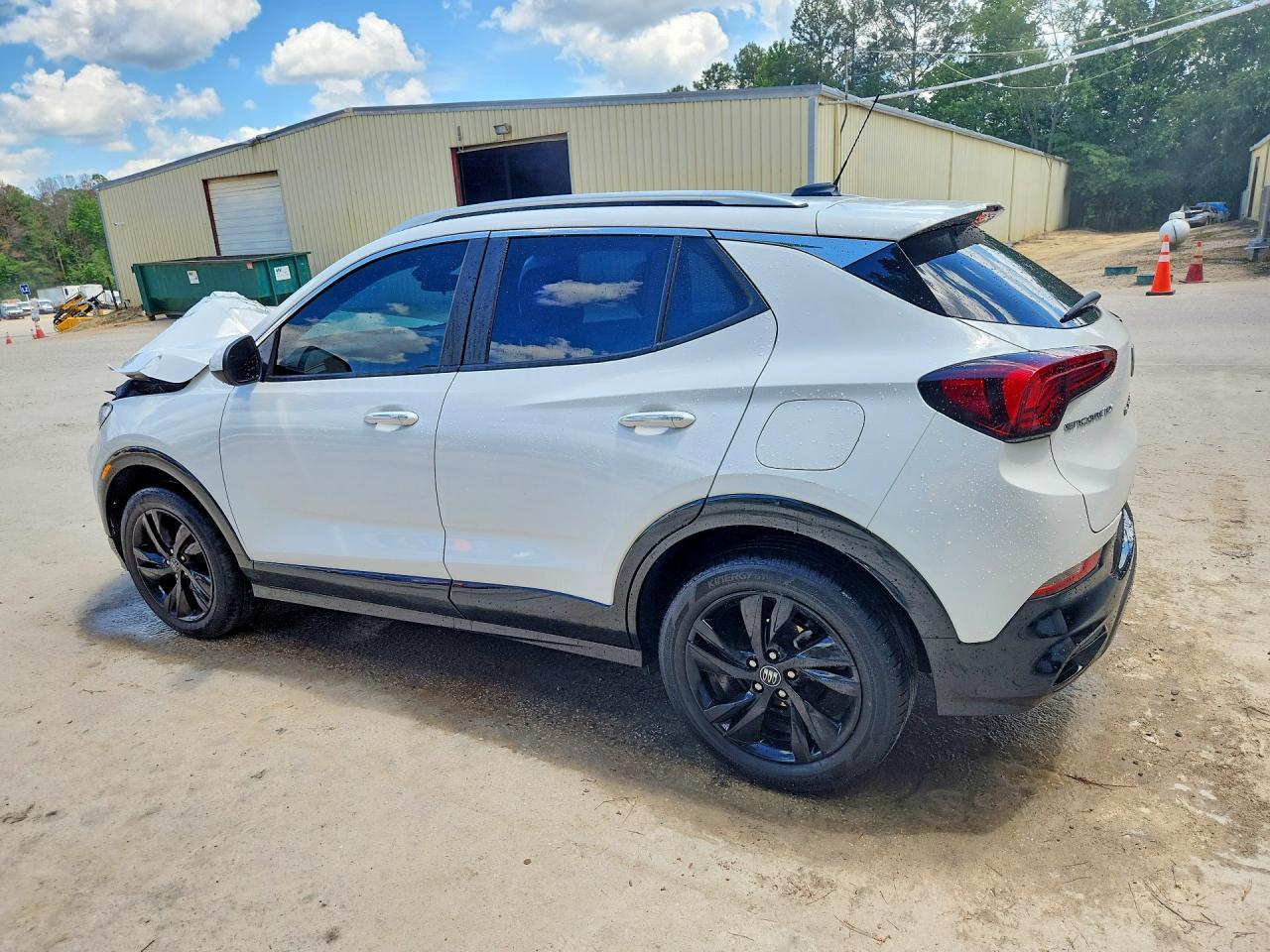 2024 Buick Encore Gx Sport Touring White vin: KL4AMDSL3RB165382