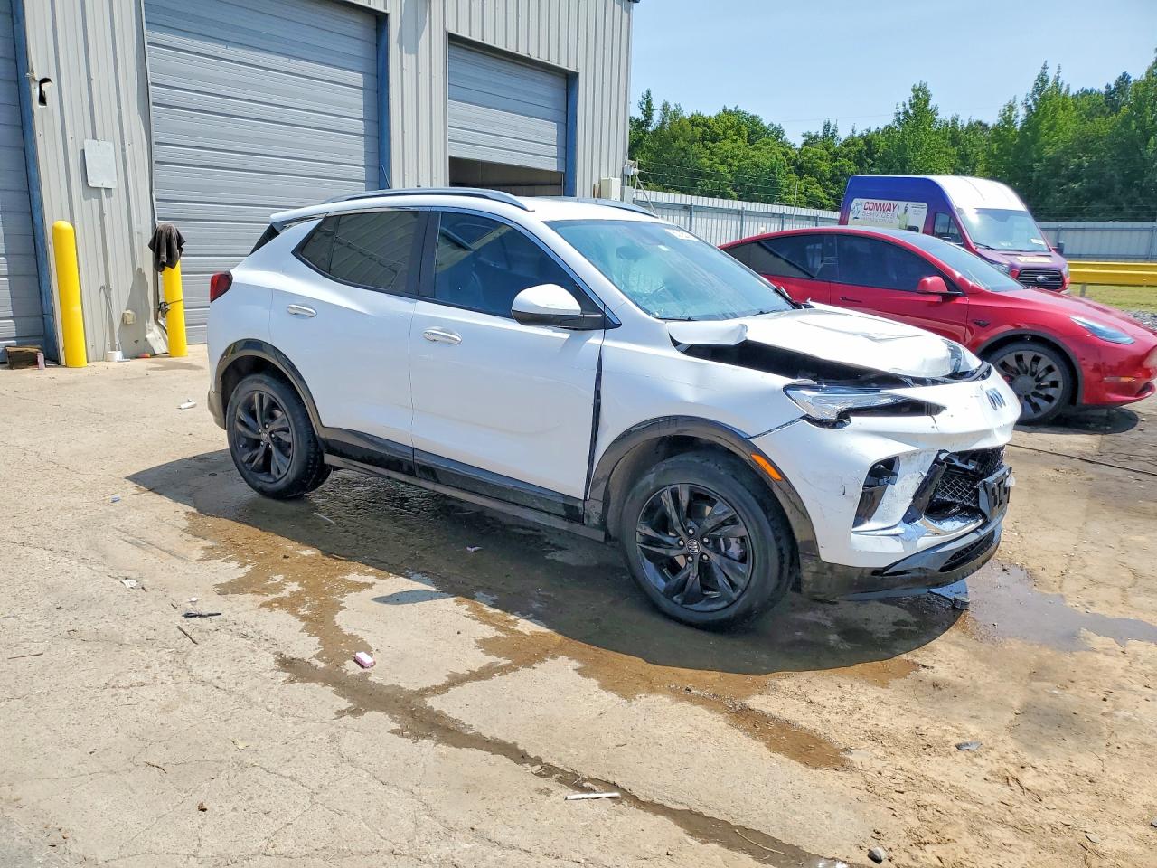 2024 Buick Encore Gx Sport Touring White vin: KL4AMDSL7RB154434