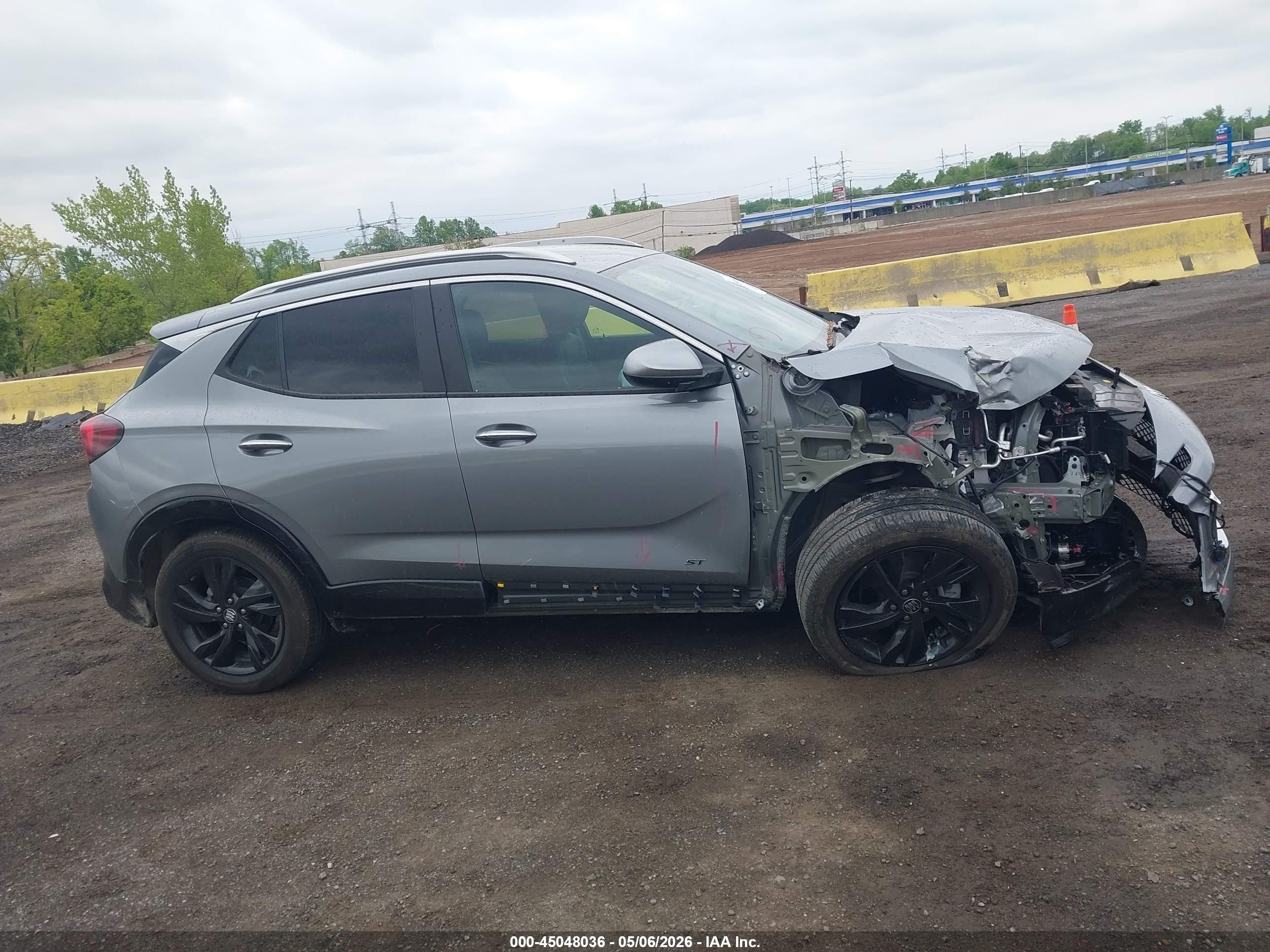 2026 Buick Encore Gx Sport Touring Awd Gray vin: KL4AMESL5TB046911