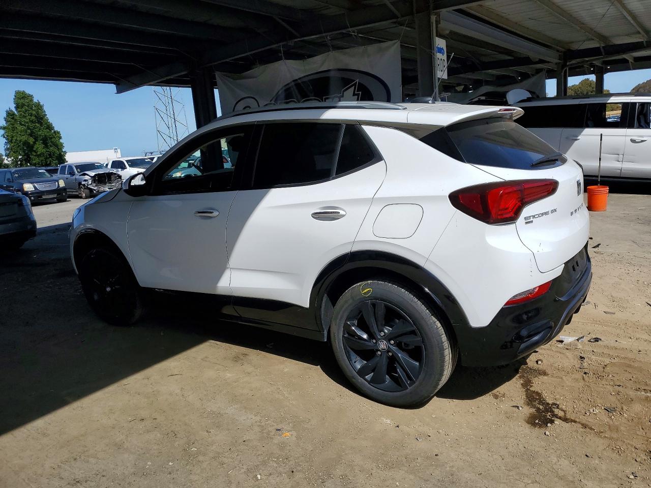2024 Buick Encore Gx Sport Touring White vin: KL4AMESLXRB161450