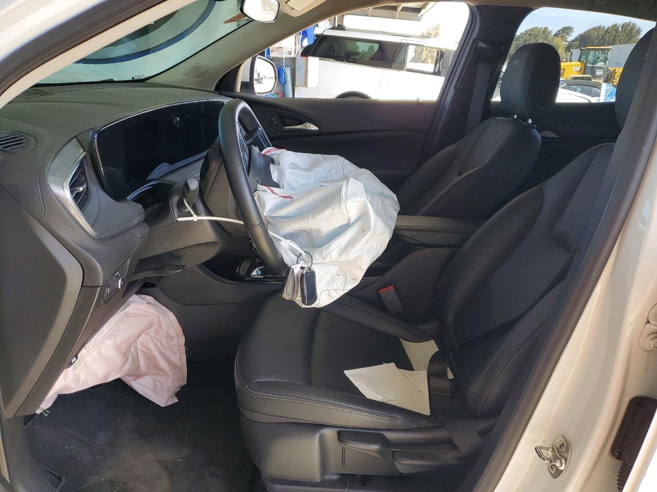 2024 Buick Encore Gx Sport Touring White vin: KL4AMESLXRB161450