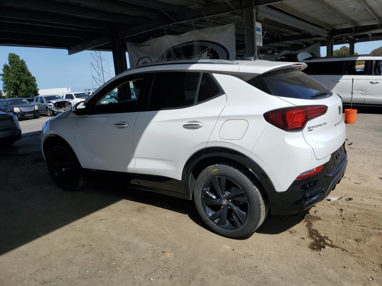 2024 Buick Encore Gx Sport Touring White vin: KL4AMESLXRB161450 Damage: Left Front Tire, Worn, Replacement Required