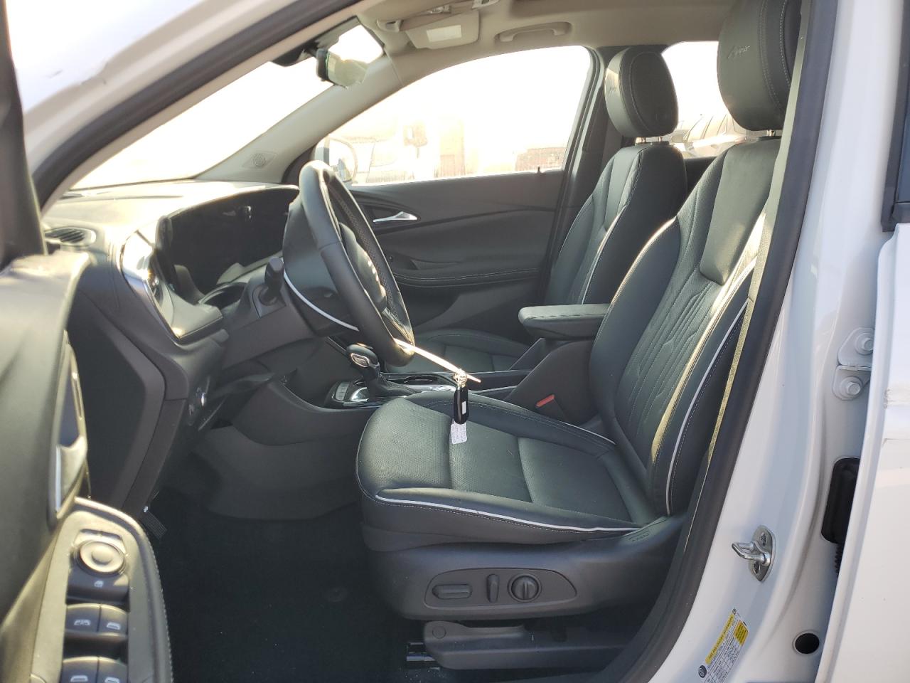 2025 Buick Encore Gx Avenir White vin: KL4AMGSL4SB106140