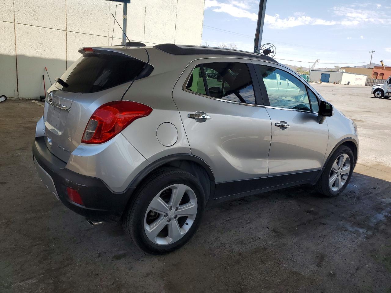 2015 Buick Encore Серебряный vin: KL4CJASB0FB141978