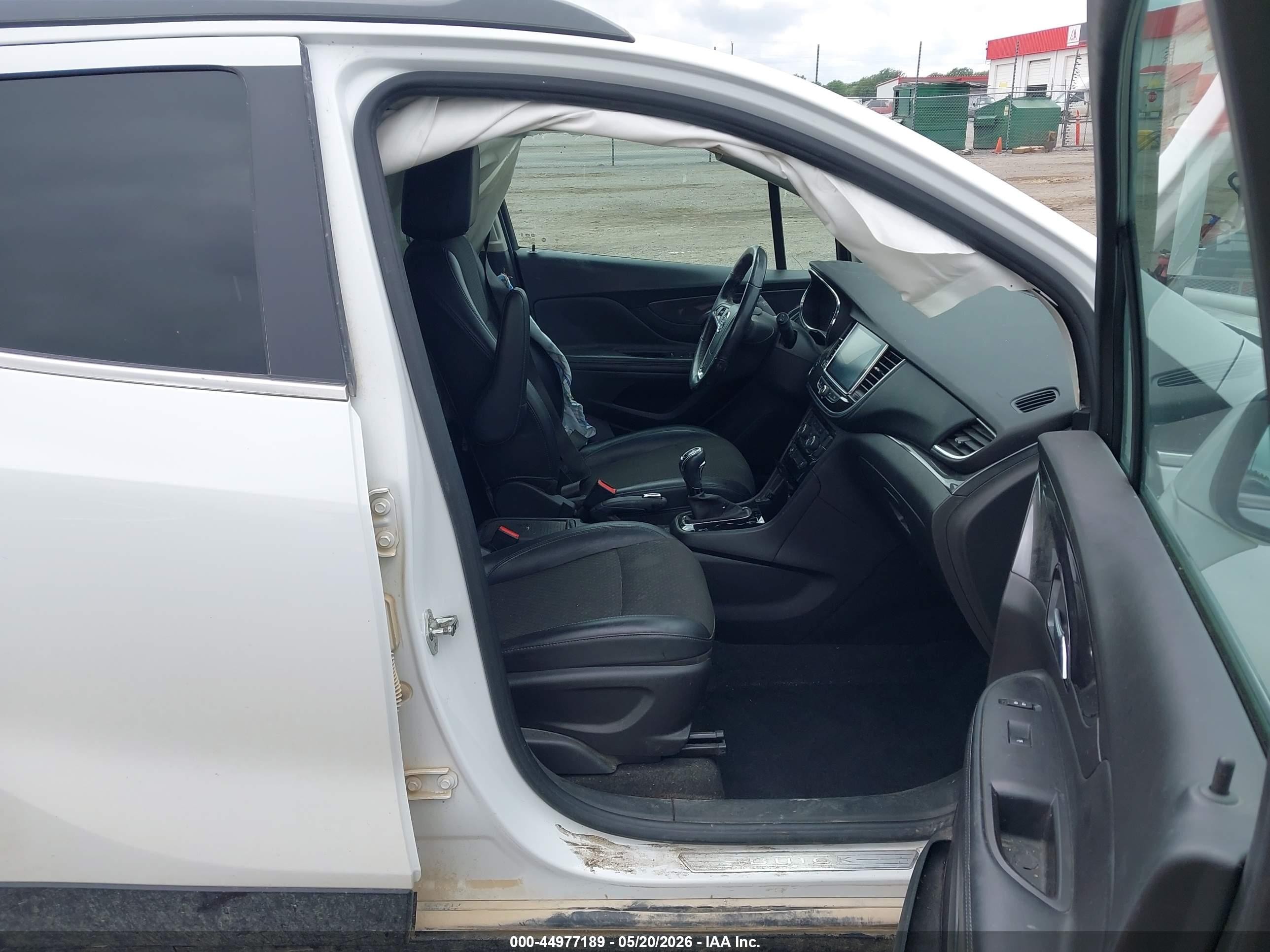2019 Buick Encore Fwd Preferred White vin: KL4CJASB1KB710430