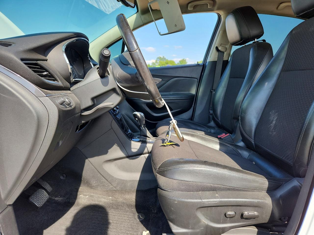 2019 Buick Encore Preferred White vin: KL4CJASB1KB762480