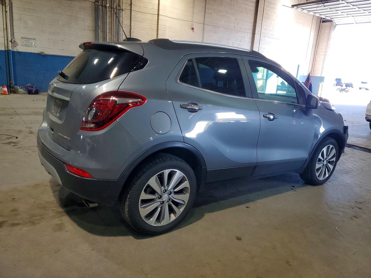2019 Buick Encore Preferred Silver vin: KL4CJASB1KB889617