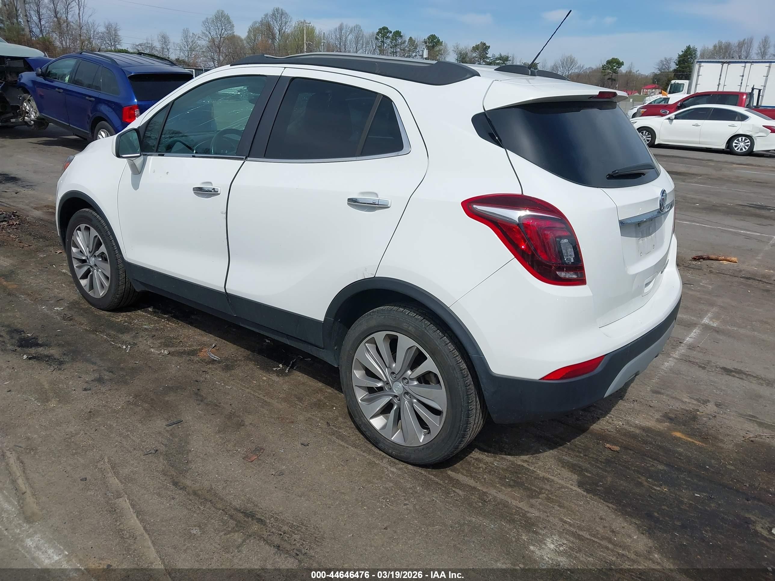 2020 Buick Encore Fwd Preferred White vin: KL4CJASB1LB039844