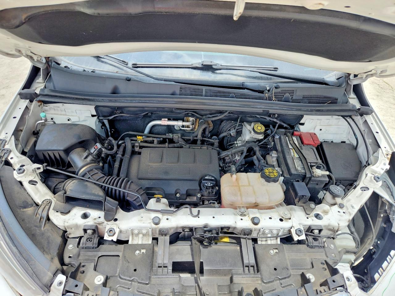 2020 Buick Encore Preferred White vin: KL4CJASB1LB316251