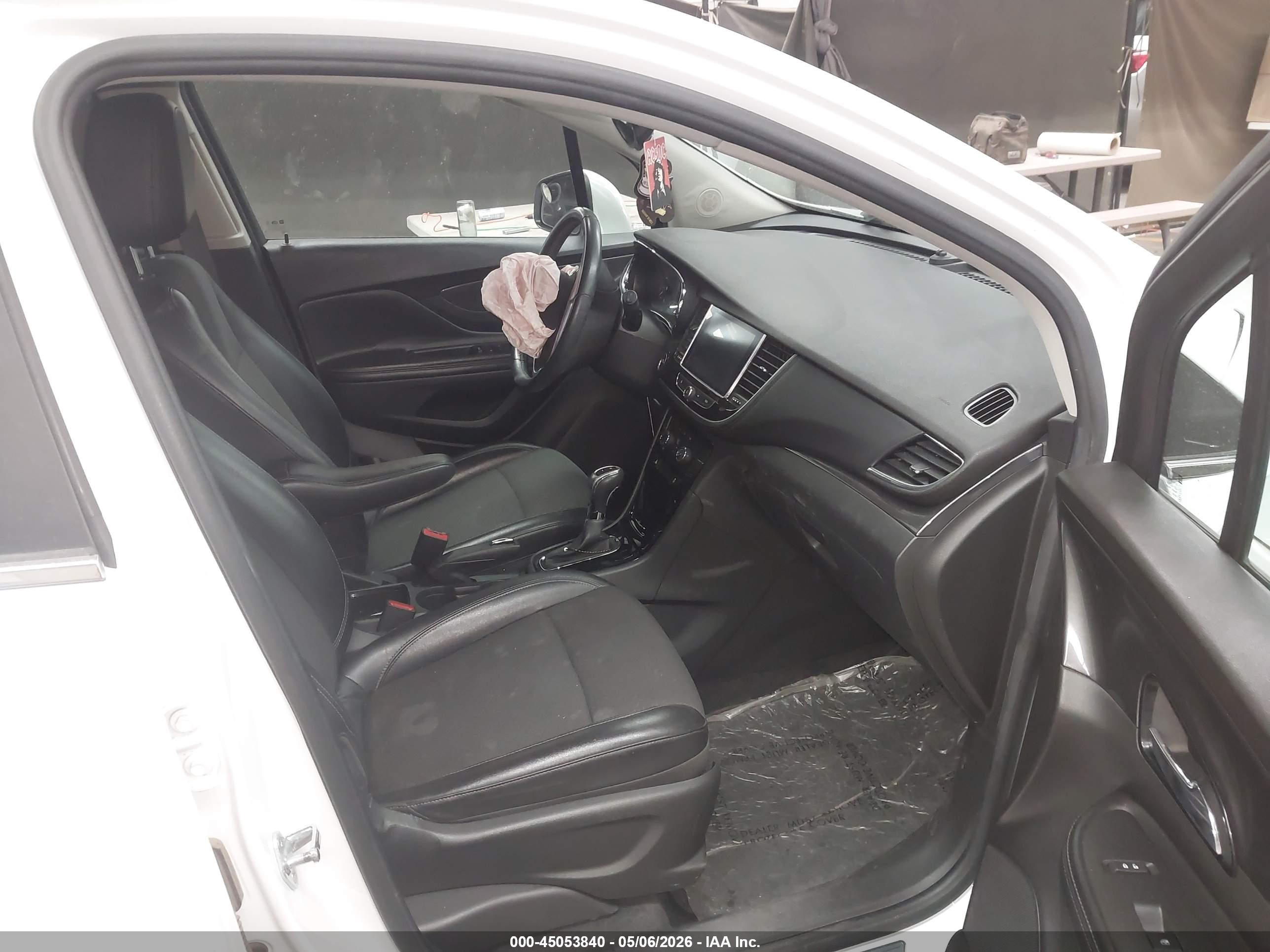 2021 Buick Encore Fwd Preferred White vin: KL4CJASB1MB312346