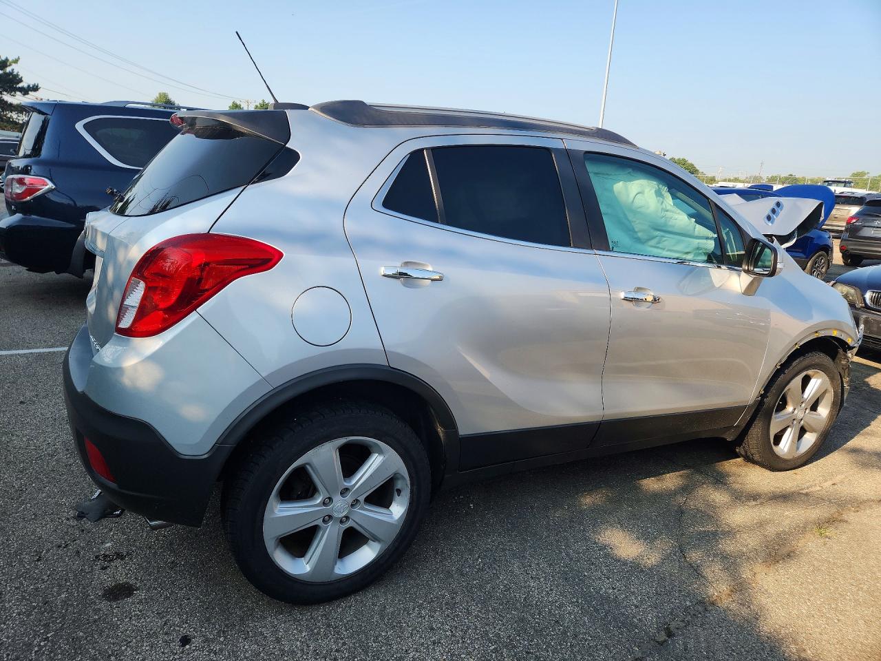 2015 Buick Encore Серебряный vin: KL4CJASB2FB068161