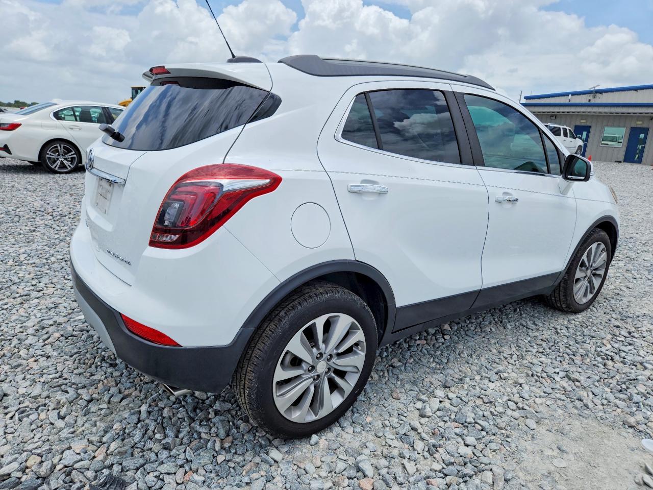 2018 Buick Encore Preferred White vin: KL4CJASB2JB651970