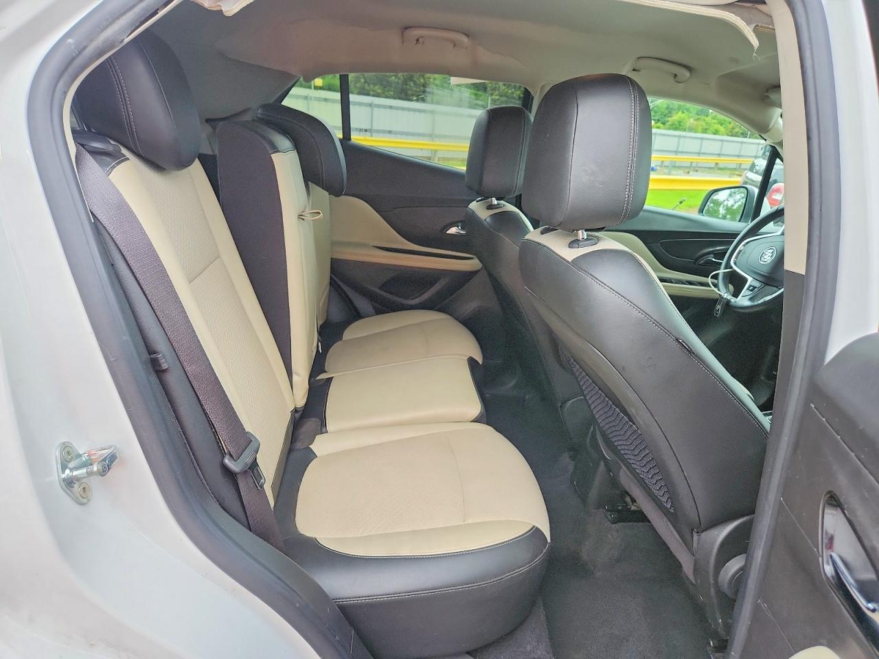2019 Buick Encore Preferred White vin: KL4CJASB2KB706077
