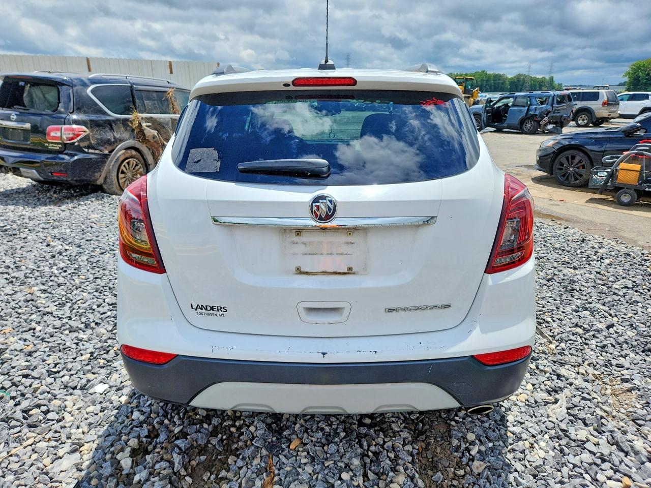 2019 Buick Encore Preferred White vin: KL4CJASB2KB706077