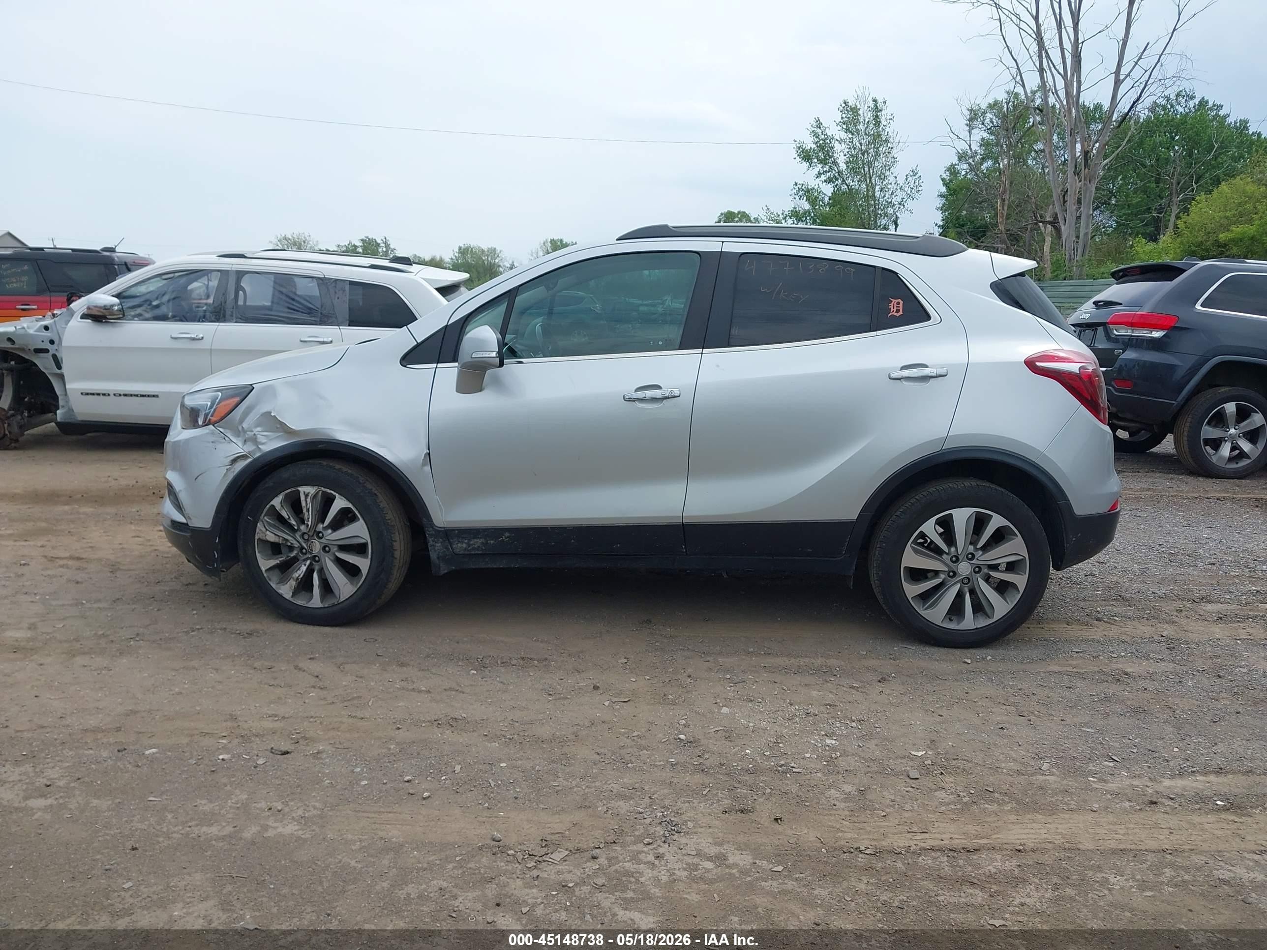 2019 Buick Encore Fwd Preferred Silver vin: KL4CJASB2KB886290