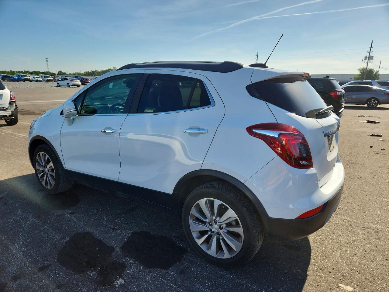 2019 Buick Encore Preferred White vin: KL4CJASB2KB960307
