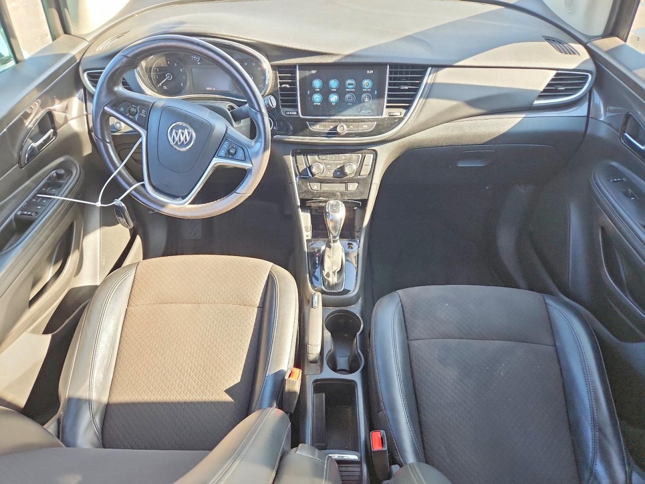 2019 Buick Encore Preferred White vin: KL4CJASB2KB960307