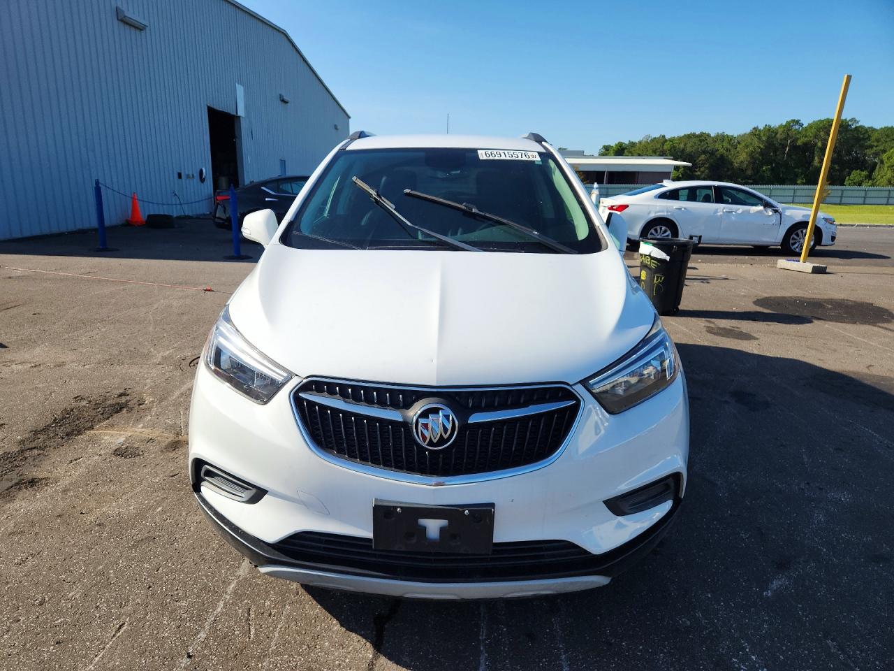 2019 Buick Encore Preferred White vin: KL4CJASB2KB960307