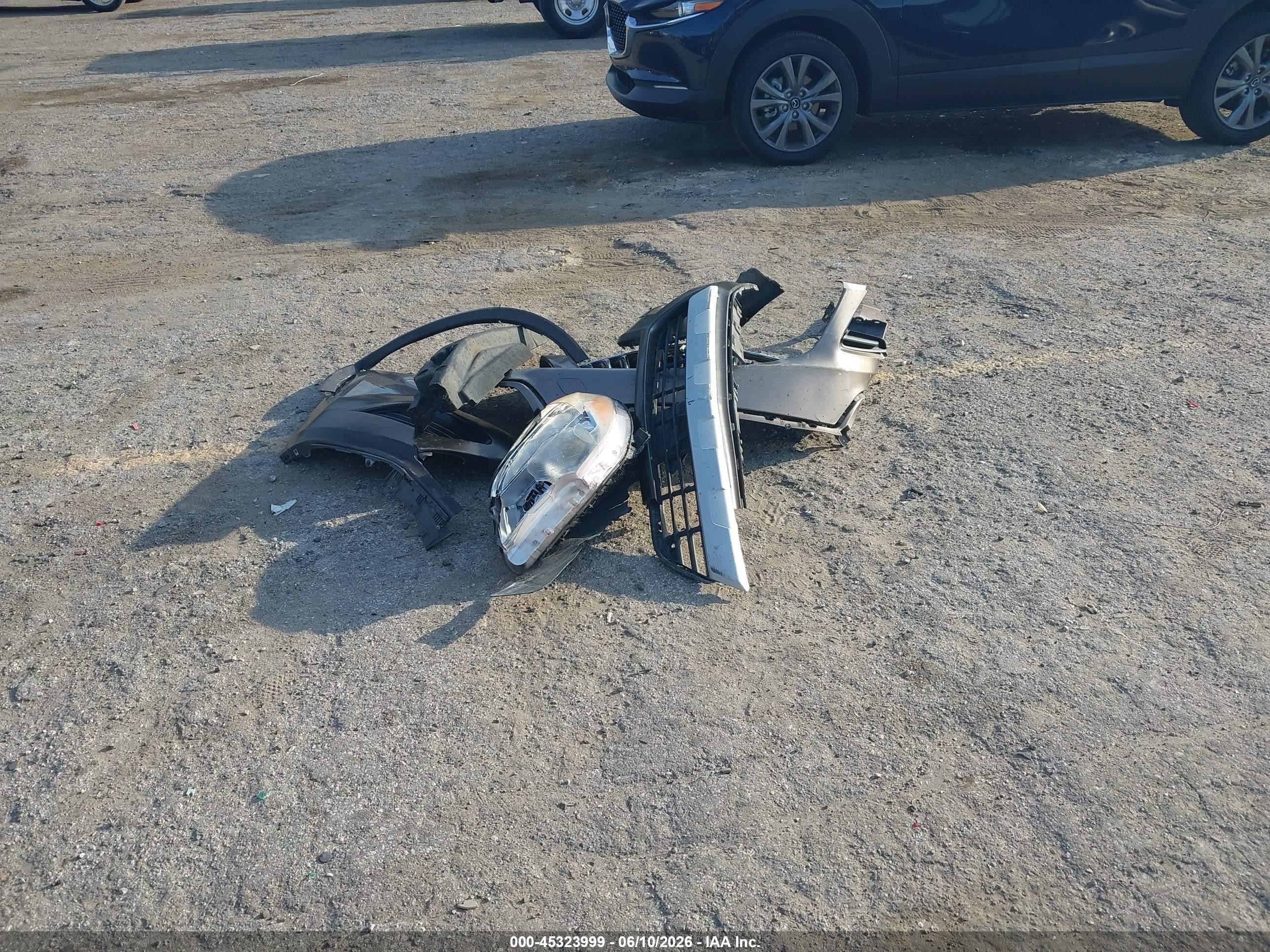 2015 Buick Encore   Серый vin: KL4CJASB3FB104441