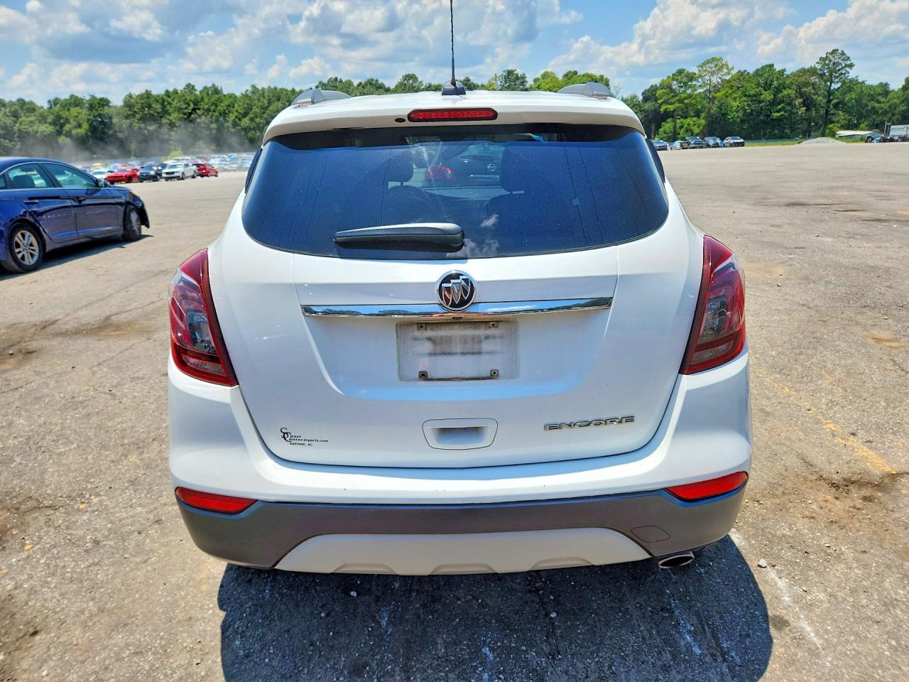 2019 Buick Encore Preferred White vin: KL4CJASB3KB762058