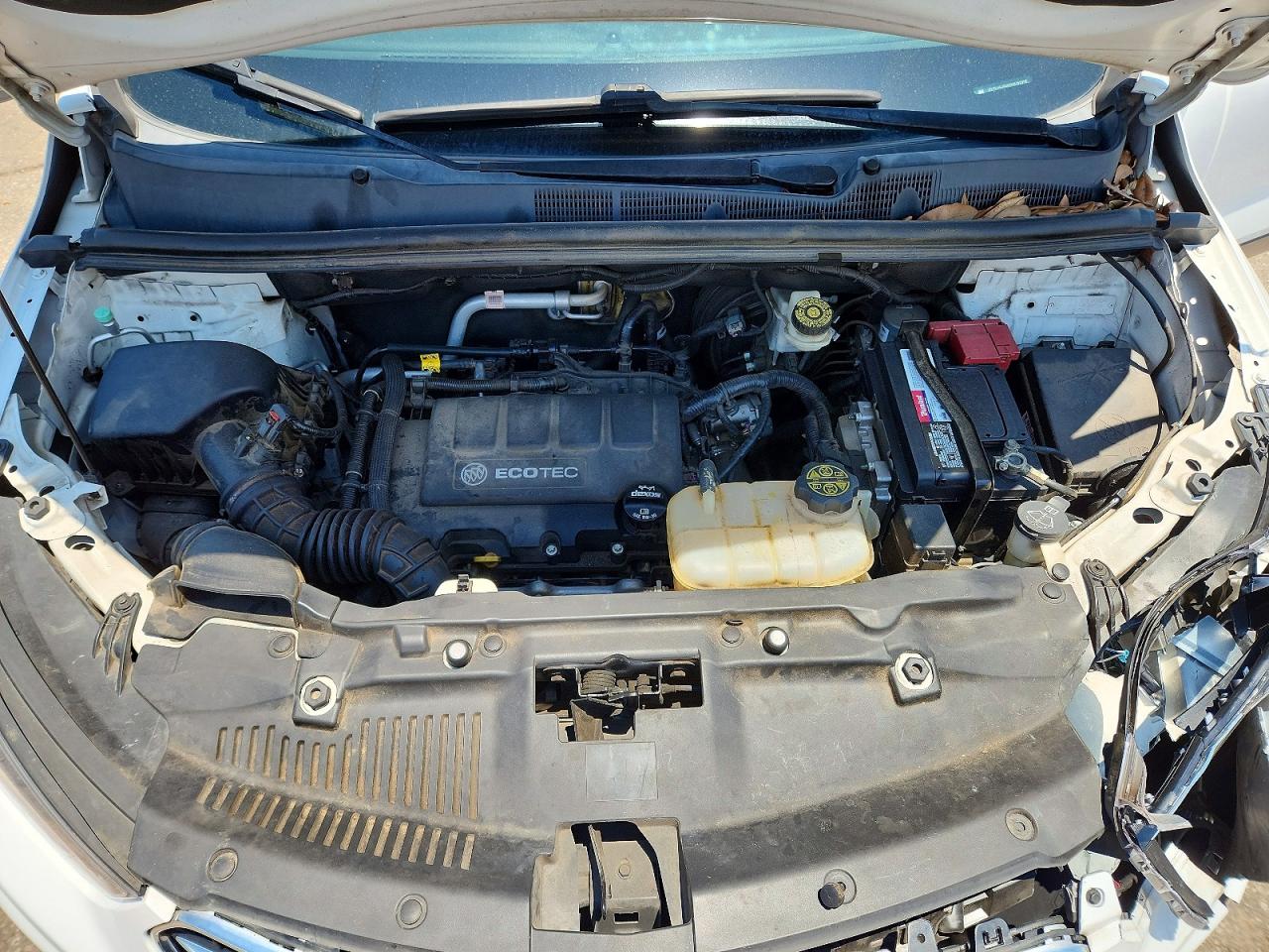 2019 Buick Encore Preferred White vin: KL4CJASB3KB762058