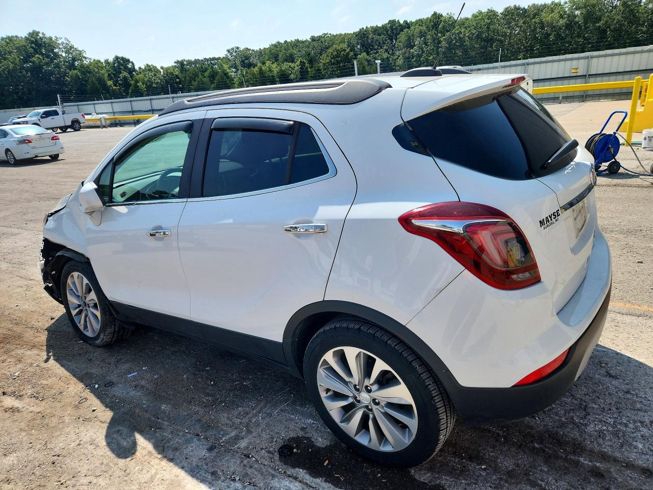 2020 Buick Encore Preferred White vin: KL4CJASB3LB000916