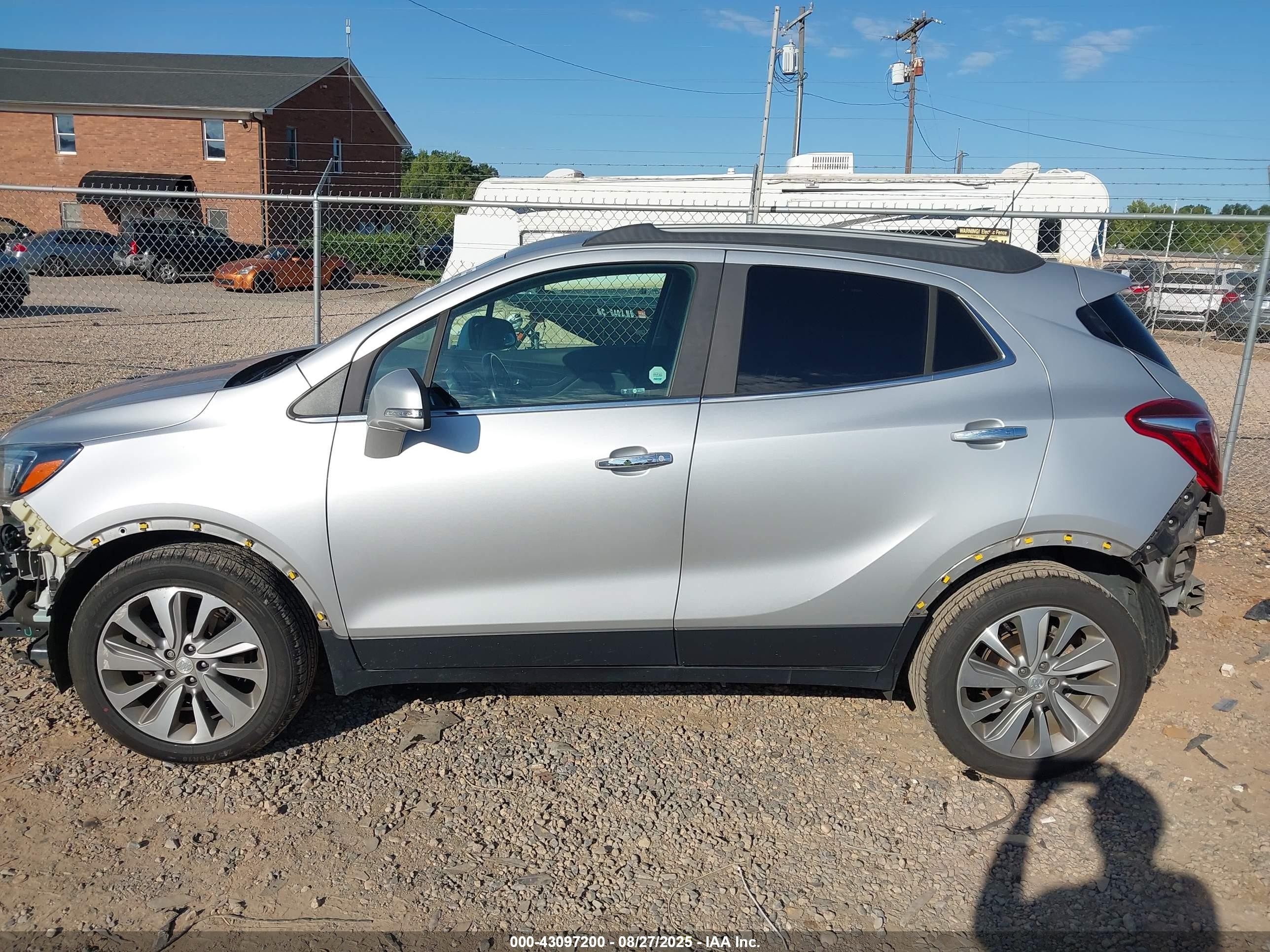 2018 Buick Encore Preferred Silver vin: KL4CJASB4JB648472