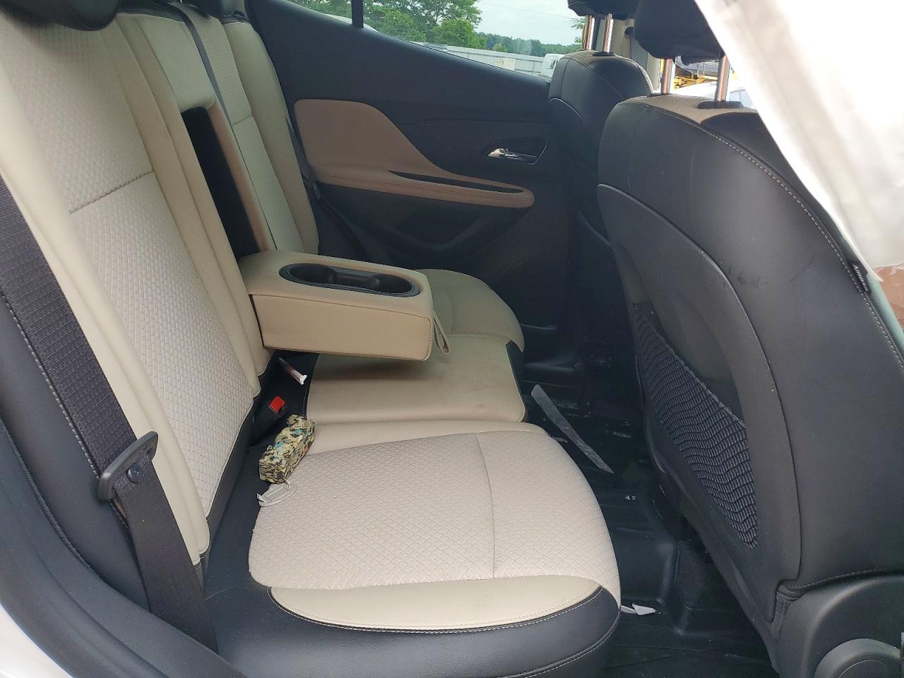 2019 Buick Encore Preferred White vin: KL4CJASB4KB704668