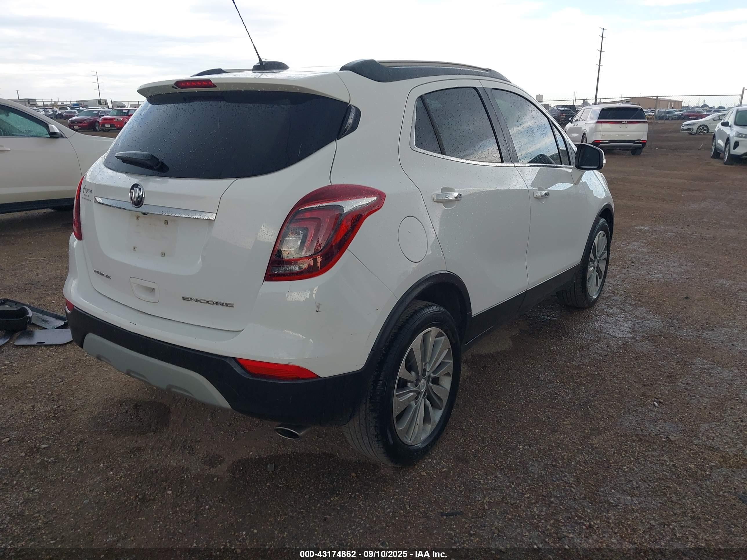 2018 Buick Encore Preferred White vin: KL4CJASB5JB705584