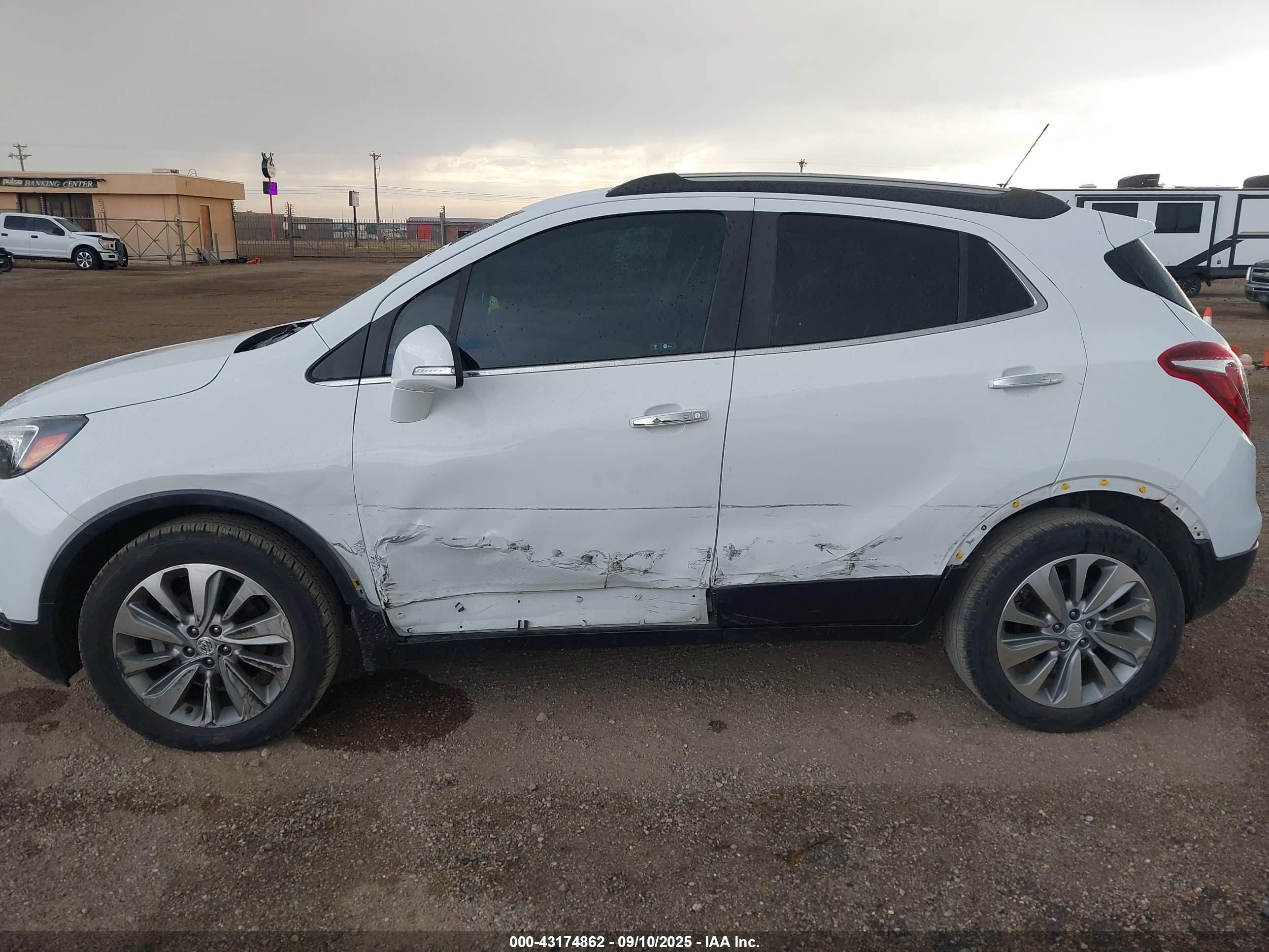 2018 Buick Encore Preferred White vin: KL4CJASB5JB705584