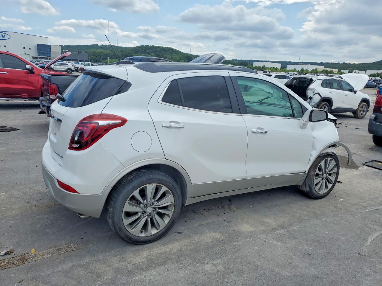 2017 Buick Encore Preferred White vin: KL4CJASB6HB009844