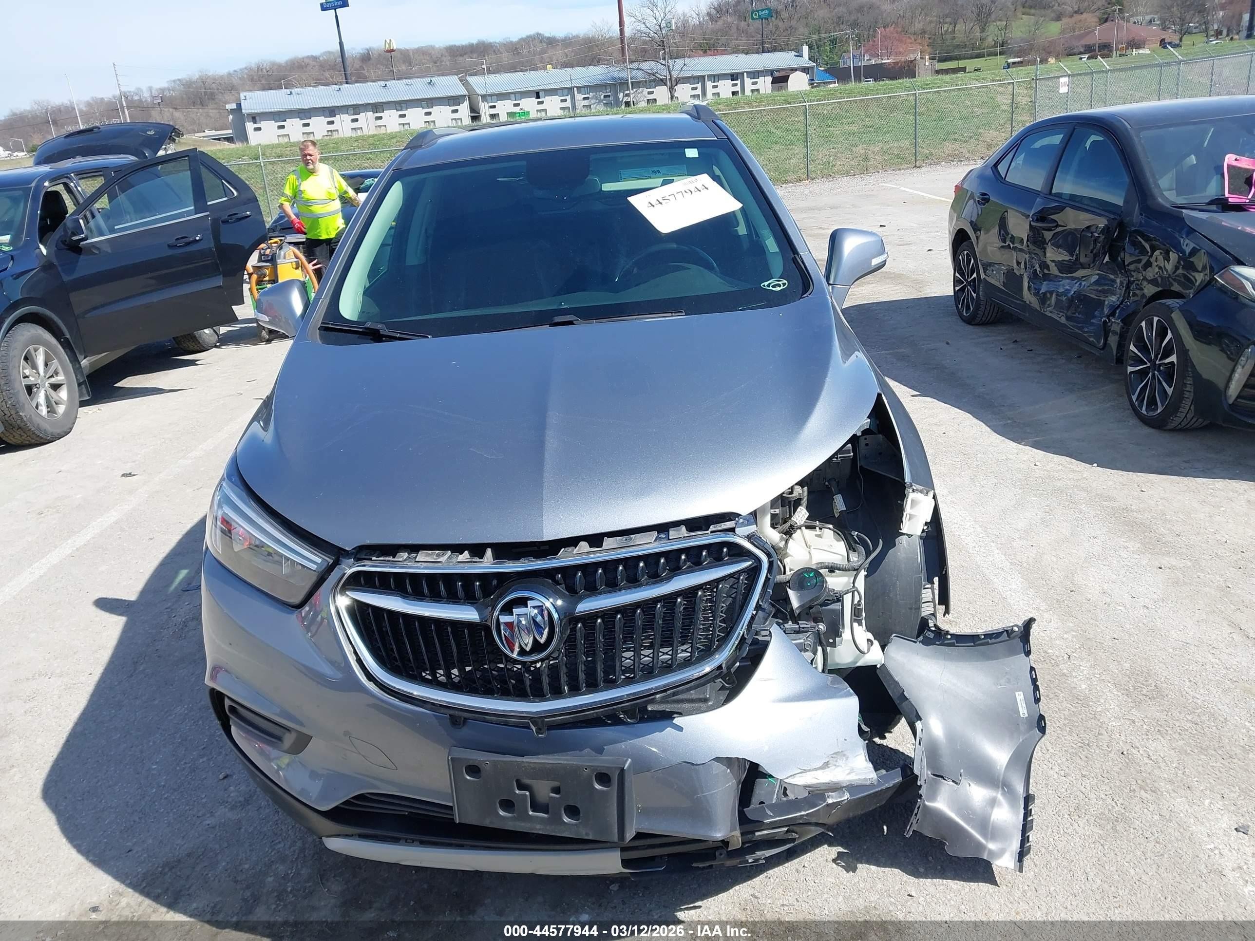 2019 Buick Encore Fwd Preferred Gray vin: KL4CJASB6KB723058