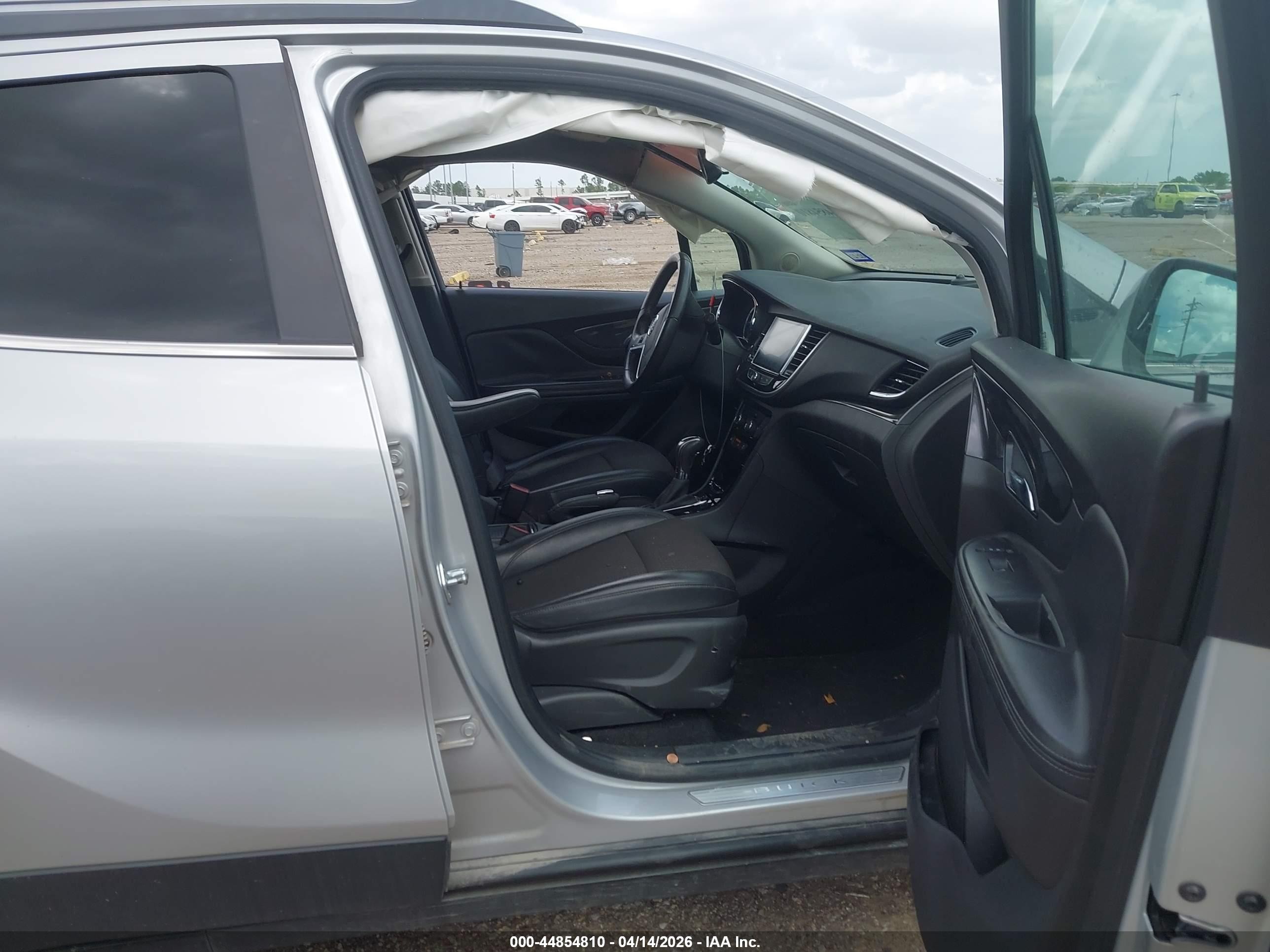 2020 Buick Encore Fwd Preferred Silver vin: KL4CJASB7LB335323