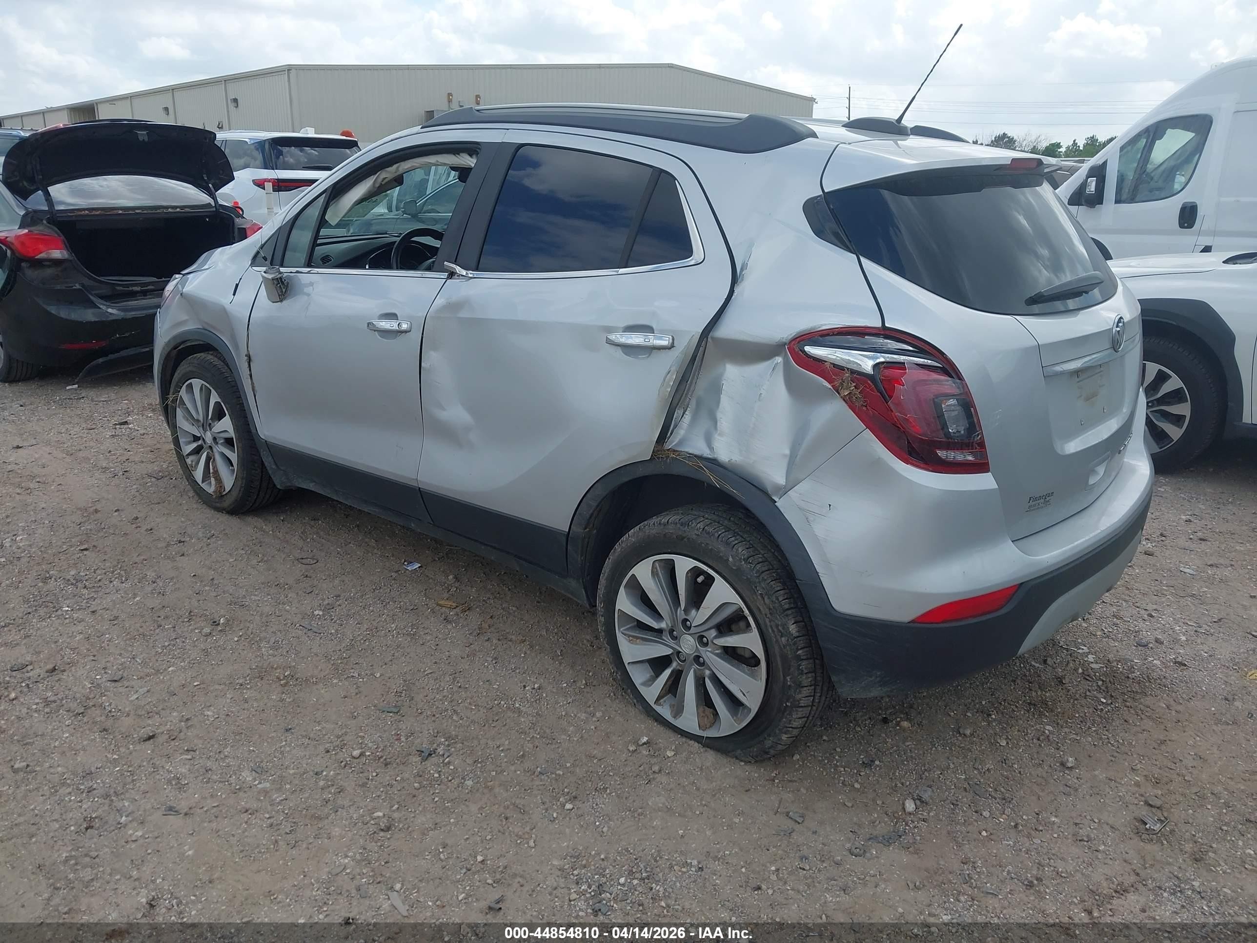 2020 Buick Encore Fwd Preferred Silver vin: KL4CJASB7LB335323